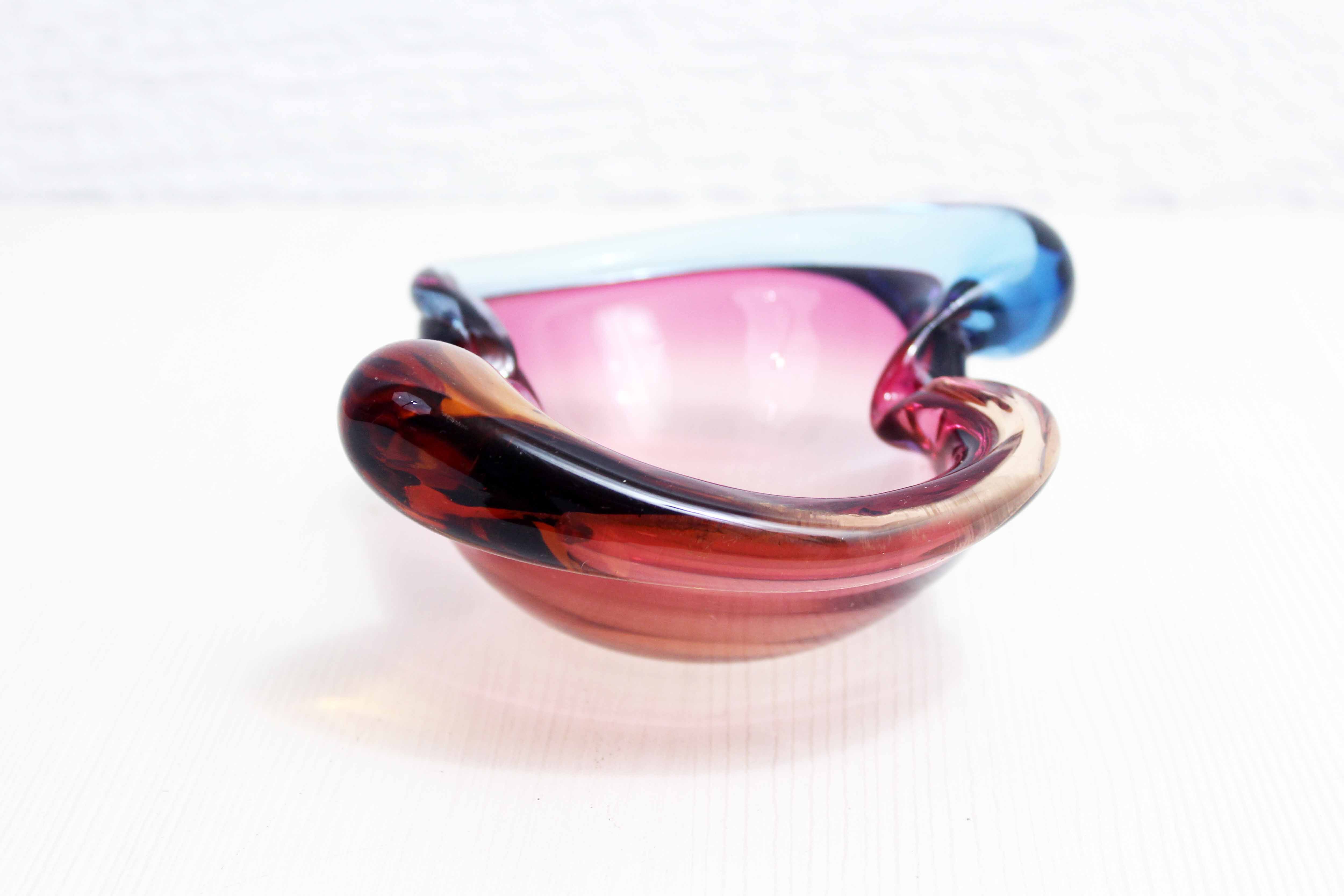 Trinket bowl of Murano glass