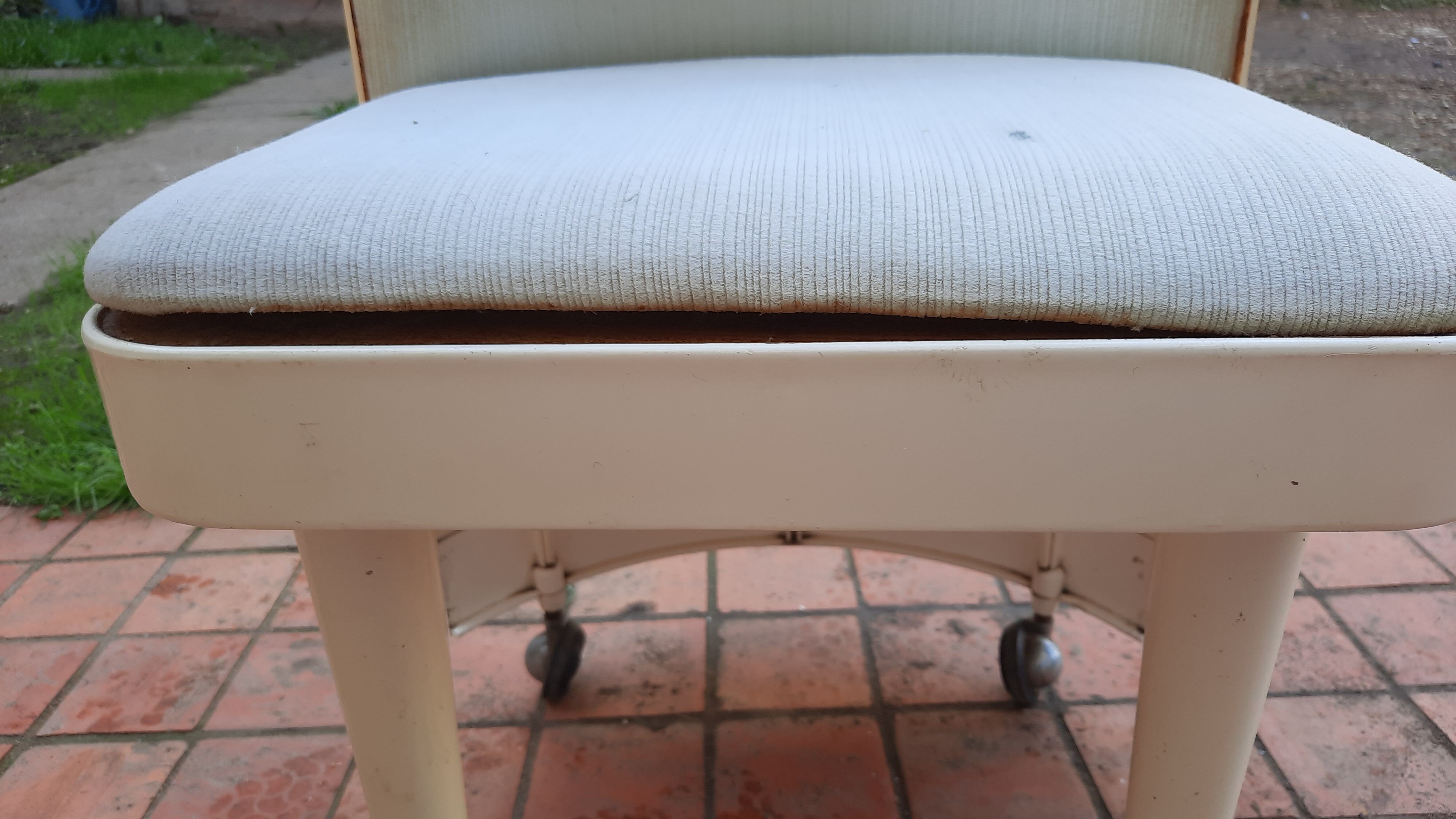 Plastic dressing table year 60/70
