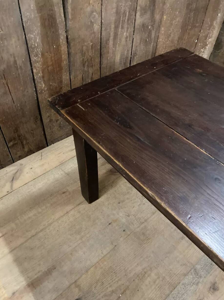 Table basse rectangulaire en bois massif
