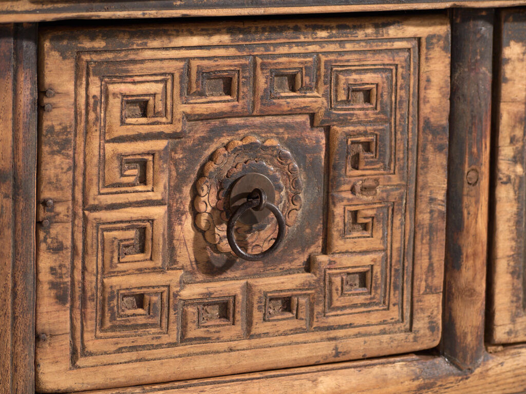 Antique Chinese console with carved drawers – China, circa 1900