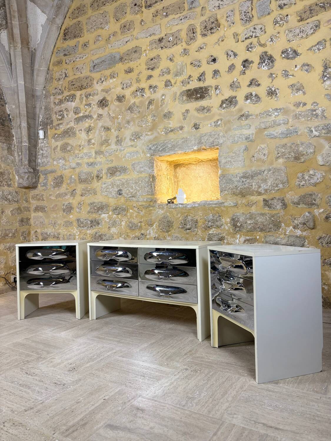 Raymond Loewy DF2000 chest of drawers and bedside tables