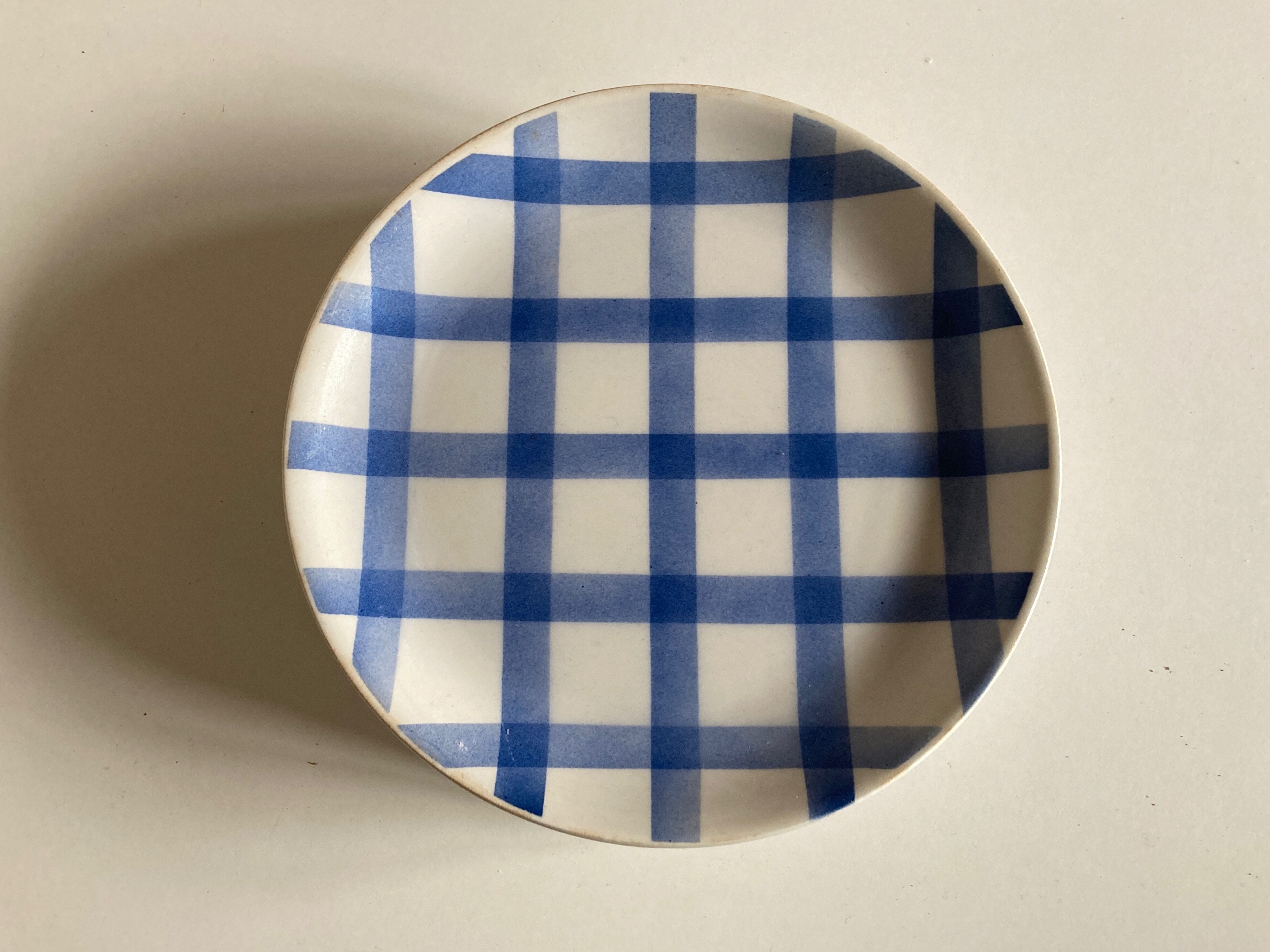 Set de 7 assiettes 1960 en faience vichy