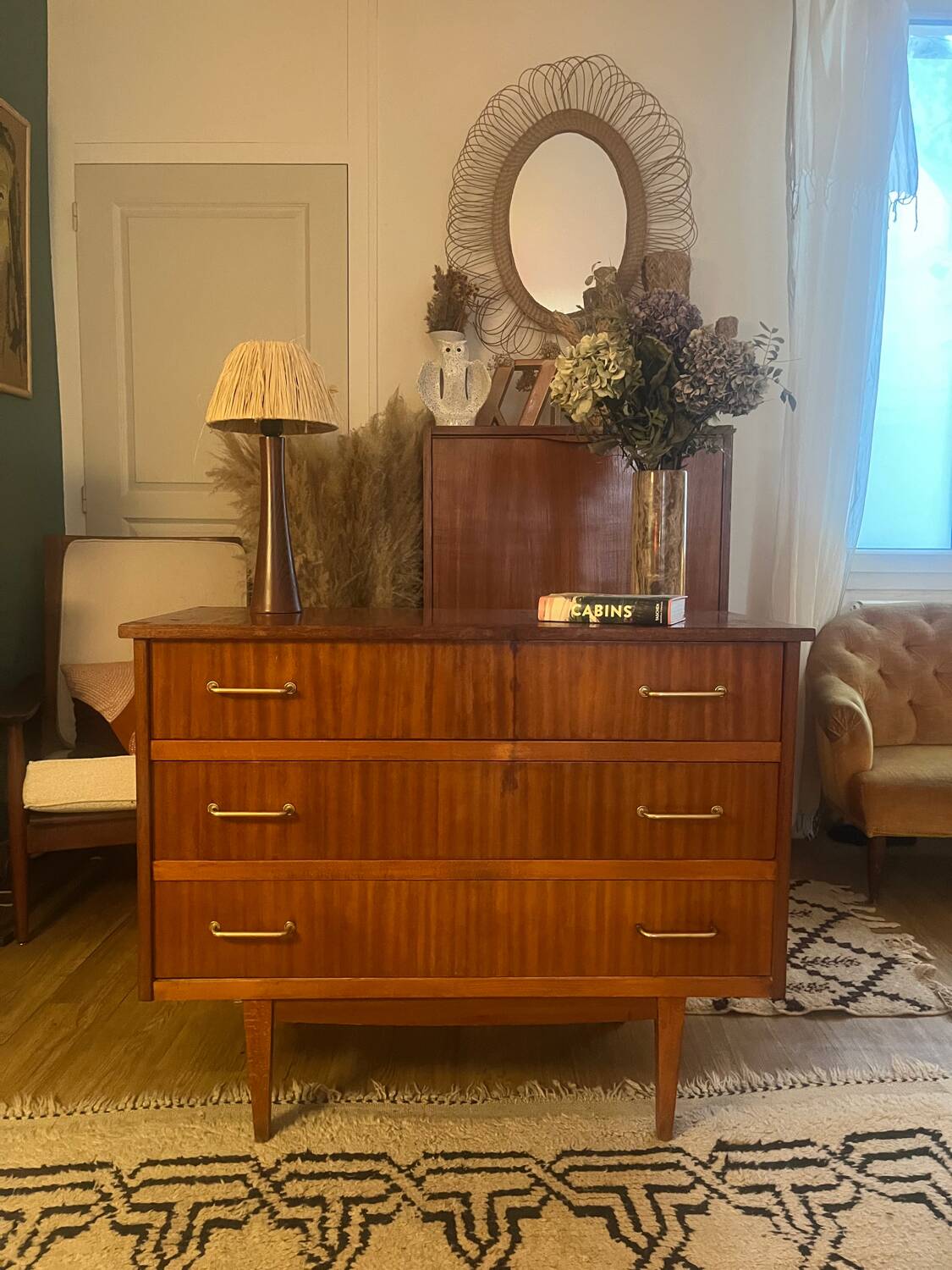 Vintage oak chest of drawers