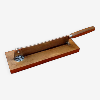 1950s “guillotine” bread cutter
