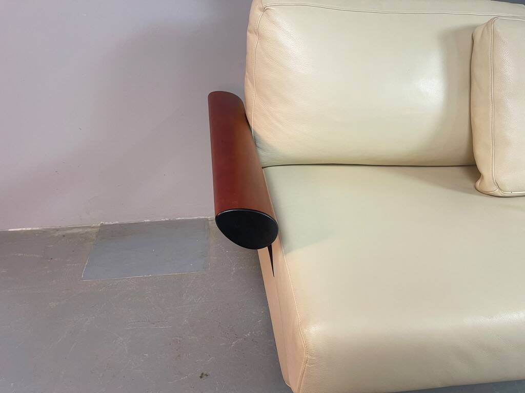 Exceptional Mid-Century Frighetto Italian Cream Leather Landscape Sofa with