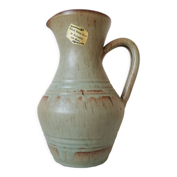 Stoneware carafe
