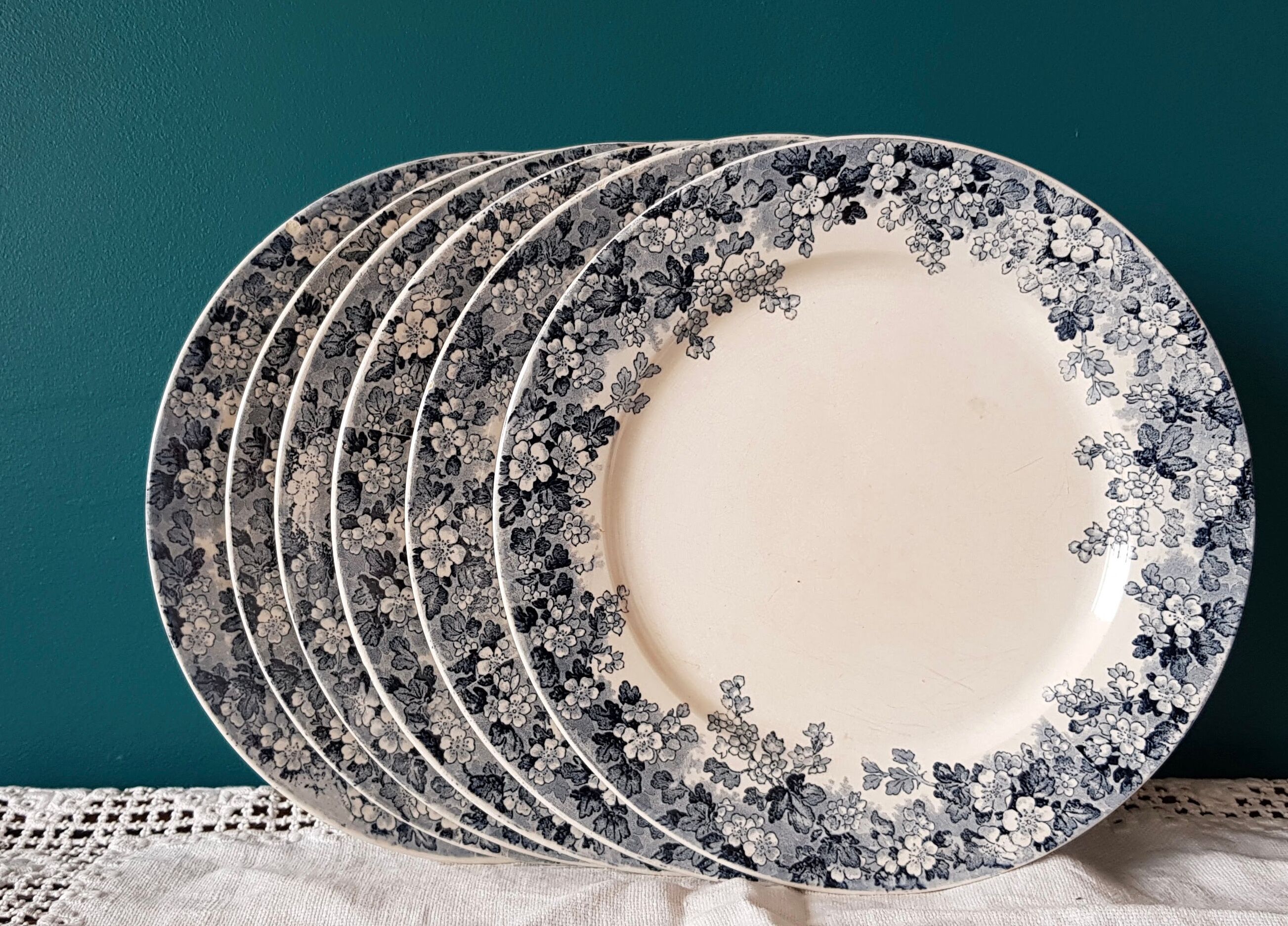 Ensemble de 6 assiettes plates Sarreguemines et Digoin  modèle Récamier