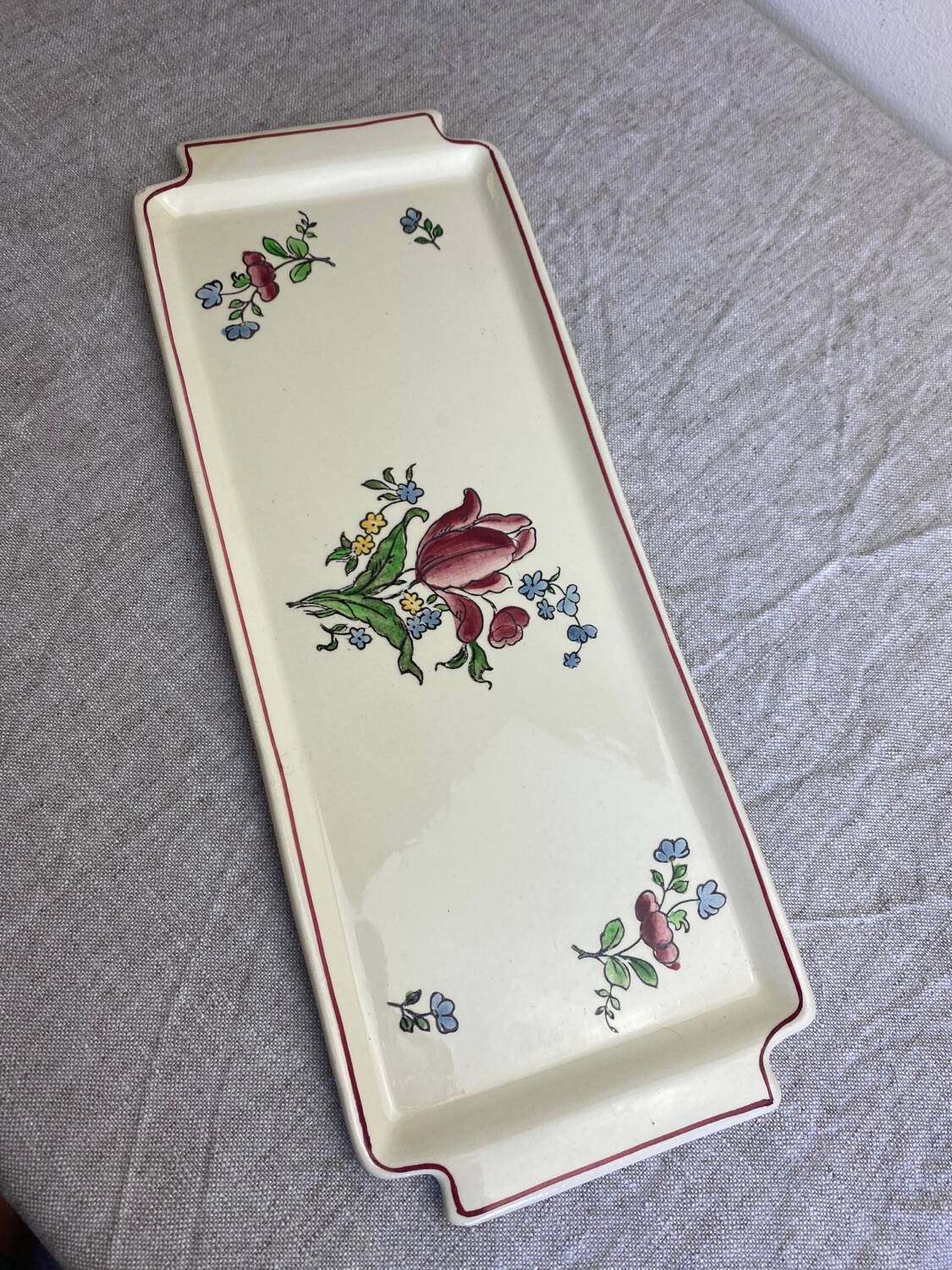 Gien porcelain cake dish, Lorraine model