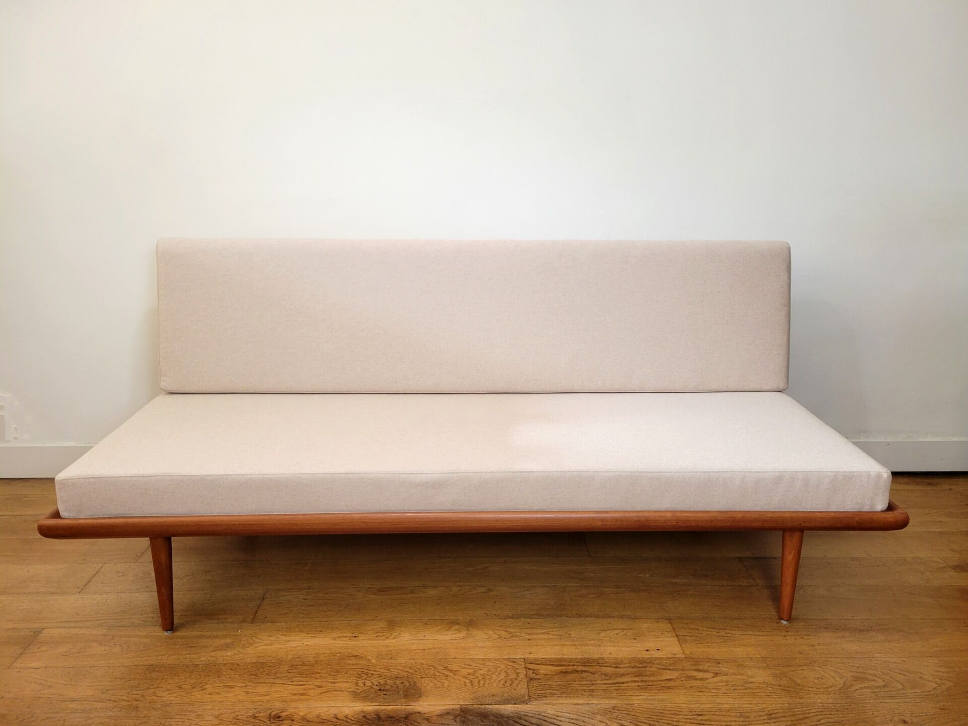 Vintage Danish sofa, Minerva model by Peter Hvidt & Orla Molgaard-Nielsen