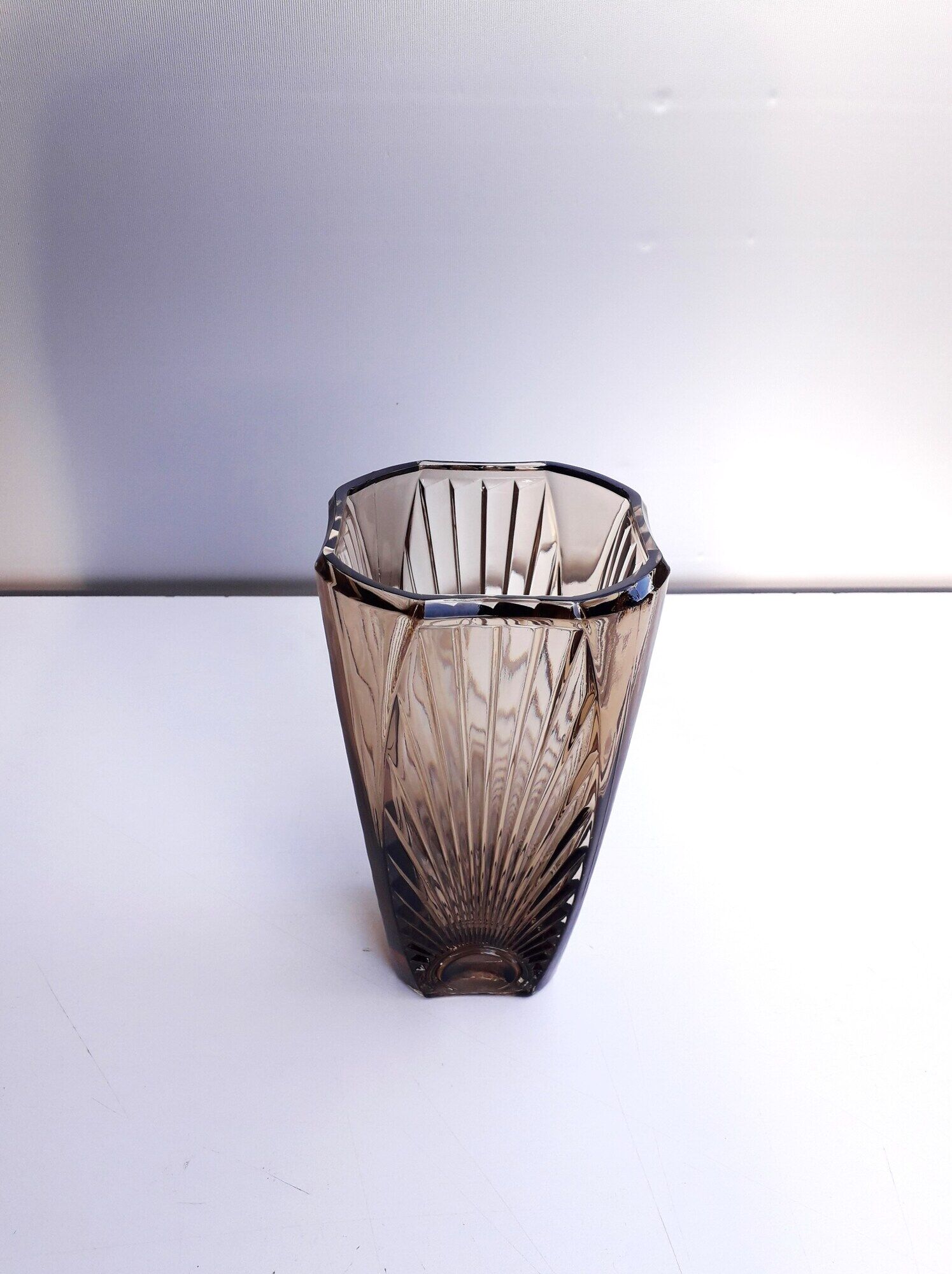 Old Art Deco vase - Smoked cut glass - France 1940