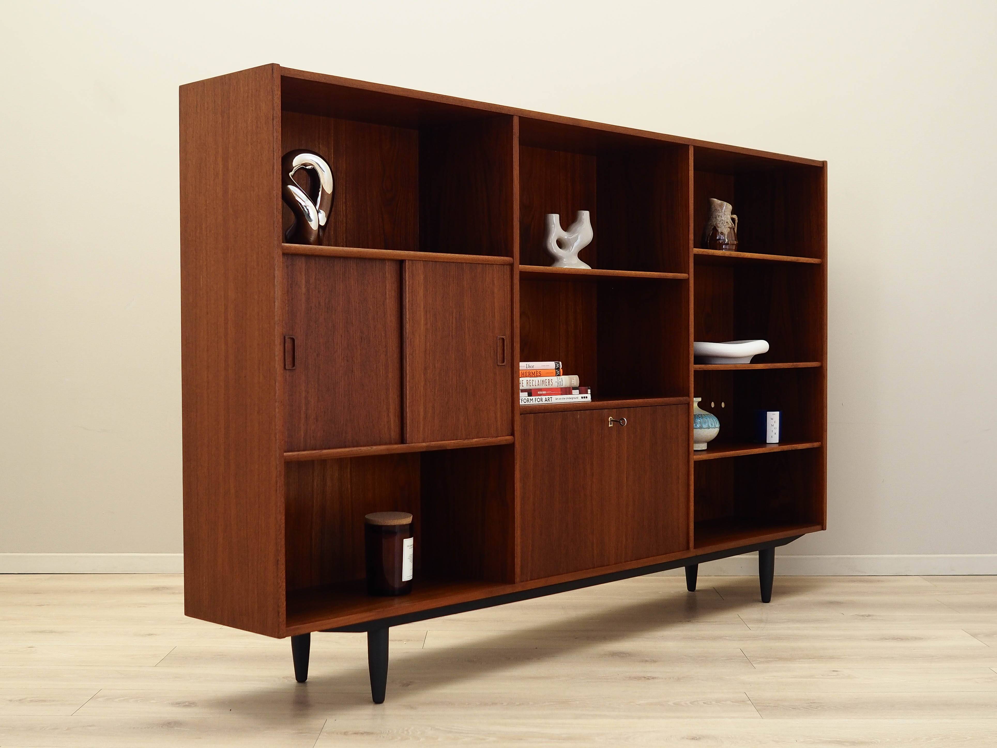 Teak bookcase, Danish design, 1970s, production: Kjeld Bundgard