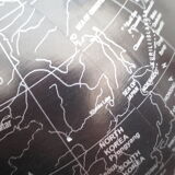 original black world map / metal base