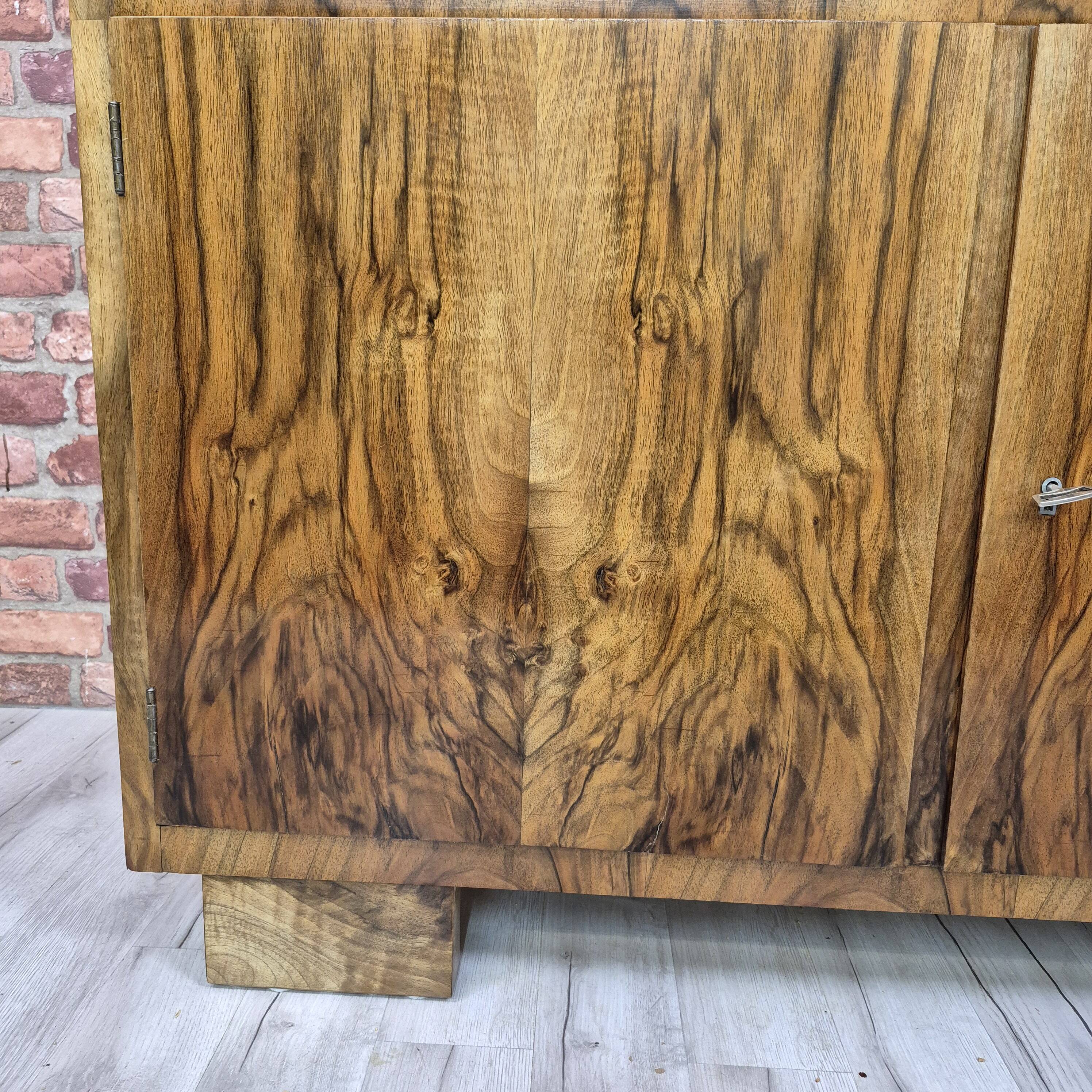 Walnut Bookcase / display cabinet, only 30 cm deep! After renovation