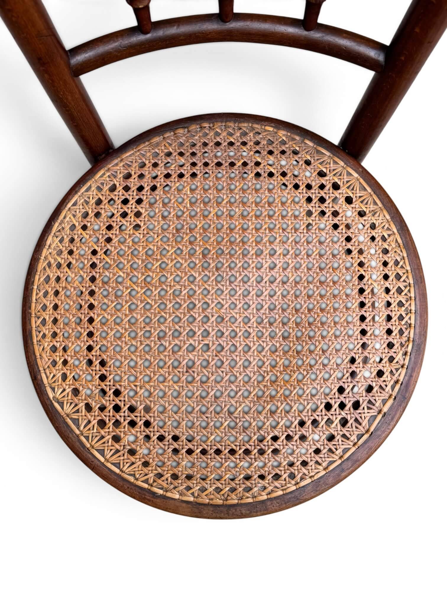 Ensemble de 4 chaises de bistrot 1900 dépareillées
