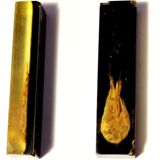 Knife holder with shrimp and algae in inclusion under plastic
