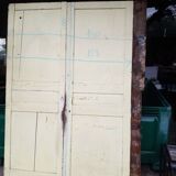 Closet doors