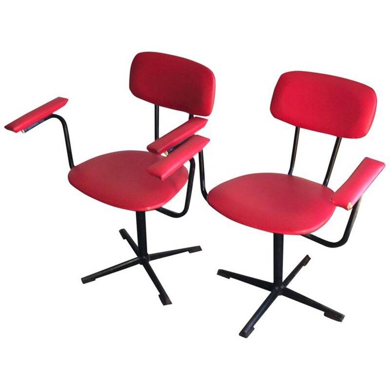 Set de 2 chaises de bureau pivotantes rouge et noir en skaï et métal, années 1960