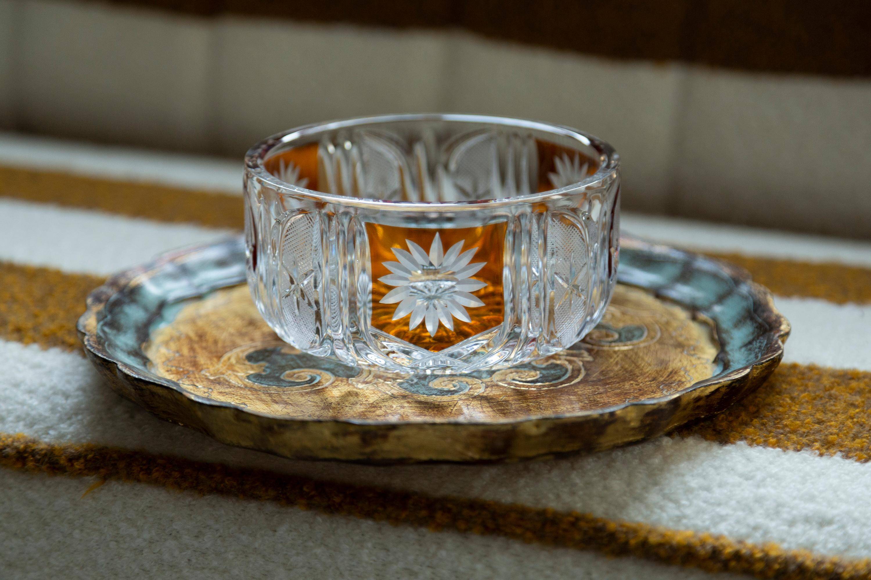 Vintage mid-century yellow crystal sugar bowl, Italy, 1960s.
