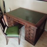 Notary pedestal desk, American desk
