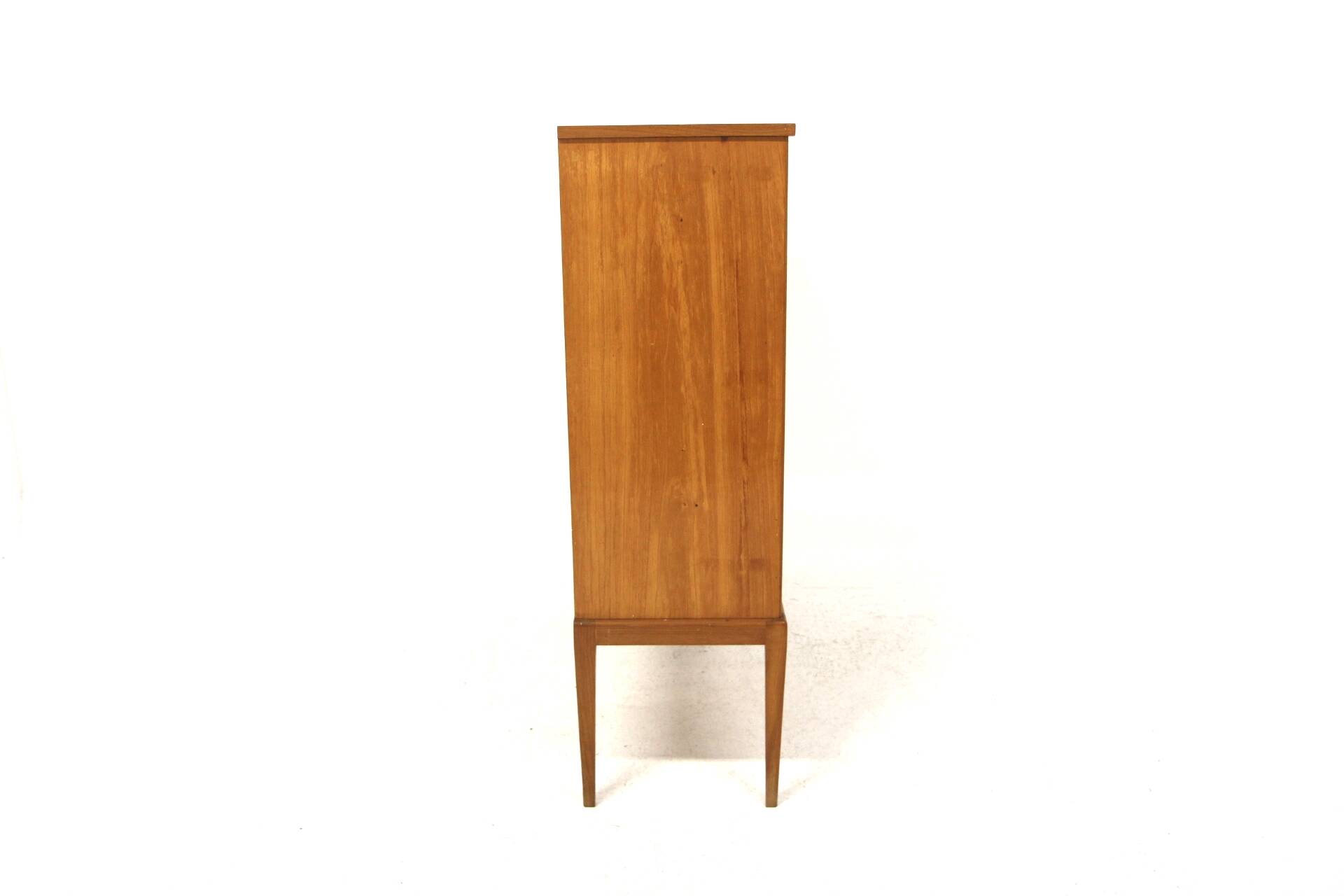 Armoire scandinave en orme, Mjölby Intarsia, Suède, 1950