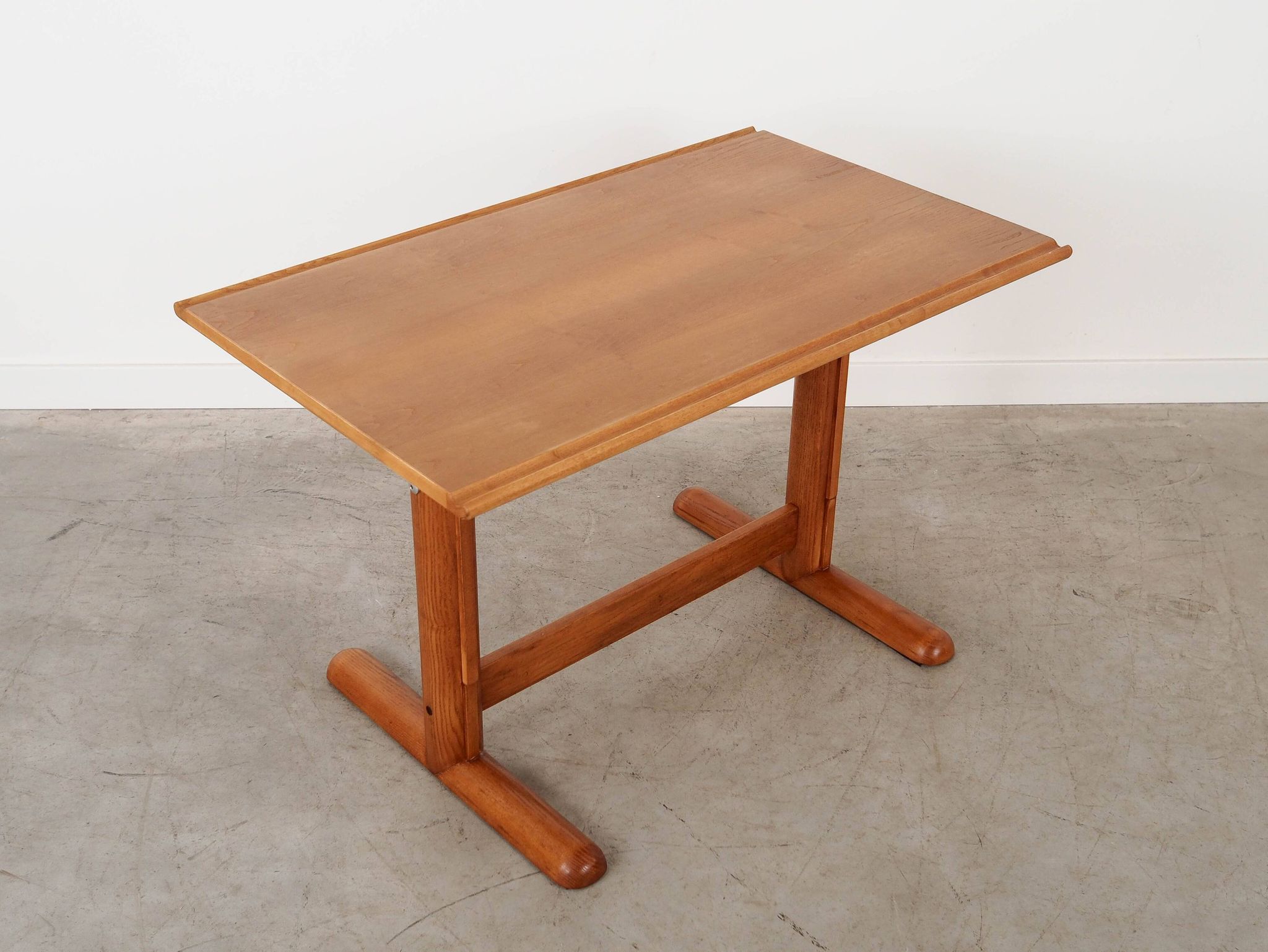 Desk with an adjustable top, Italian design, 1970s, made in Italy