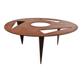 Table basse en fer style brutal par Riccardo Sgattoni