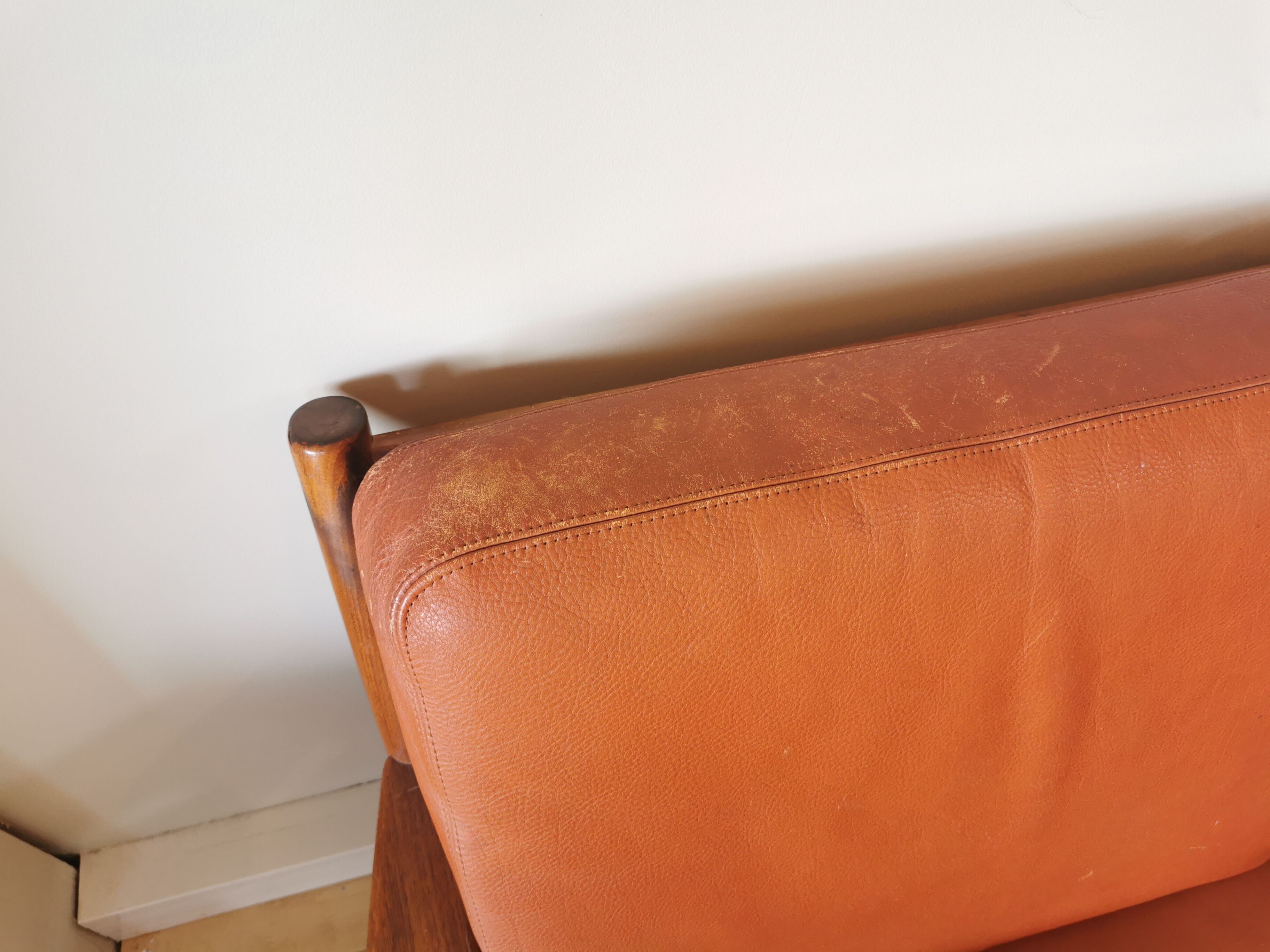 Dyrlund leather sofa from the 60s
