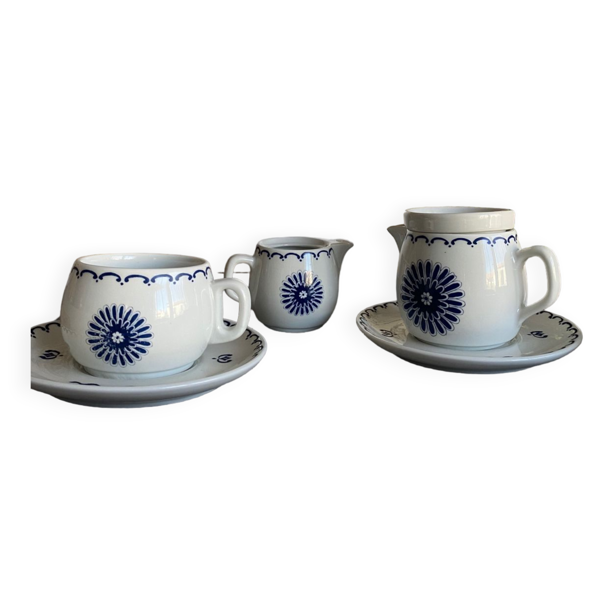 Individual tea service
