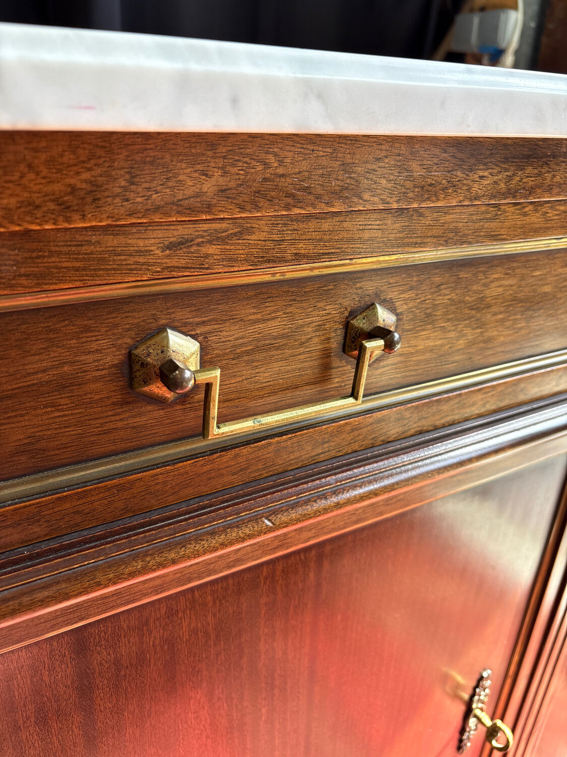 Buffet style Louis XVI reinterpreted – marble and solid wood