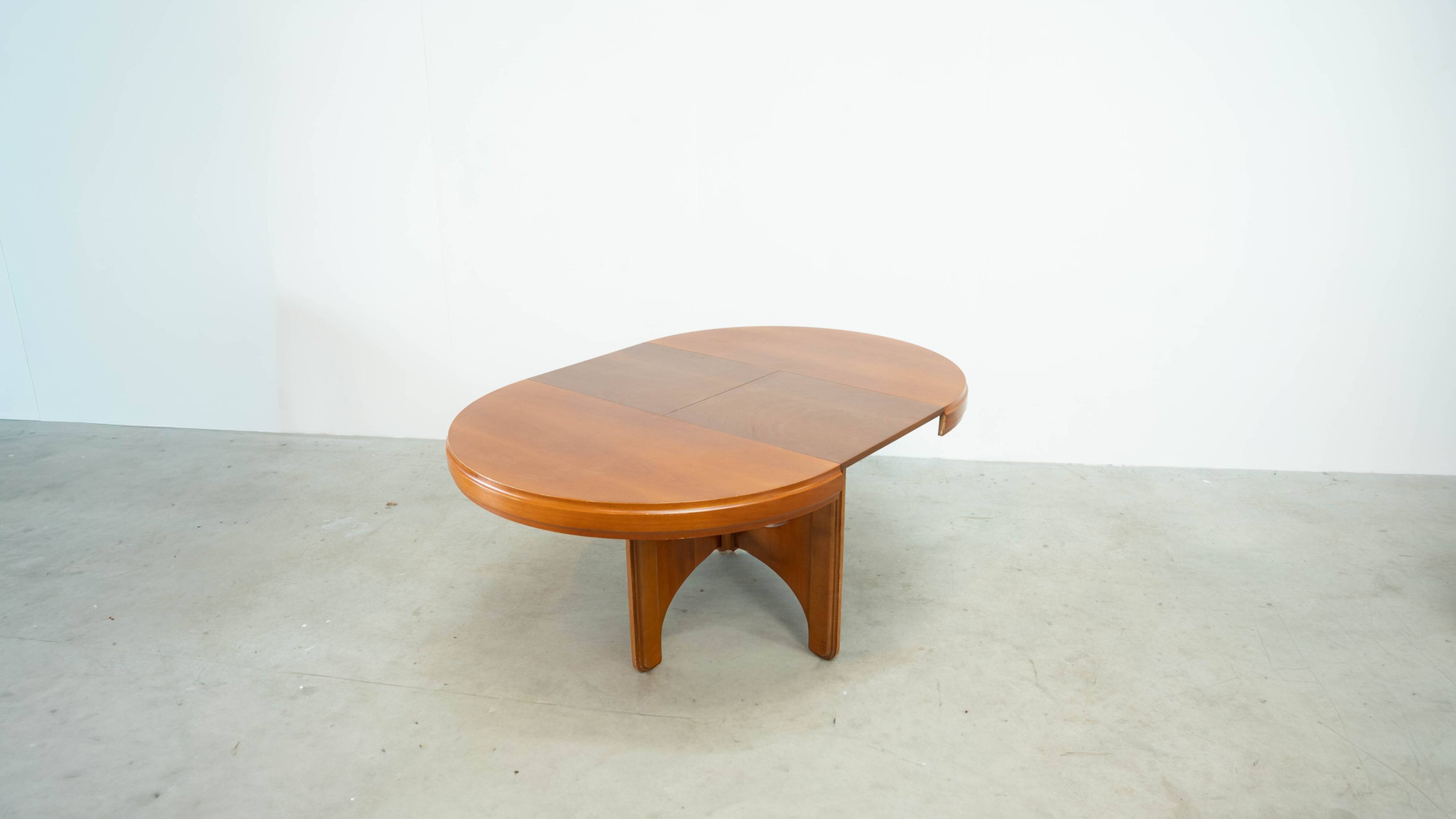 Italian sculptural dining table