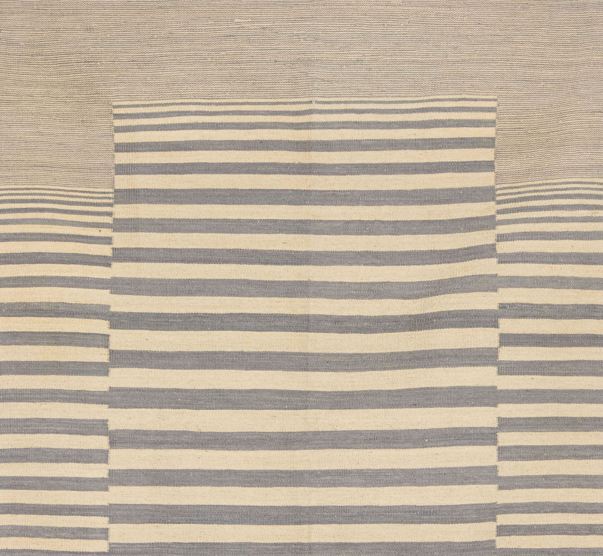 Afghan kilim 174 x 134 cm