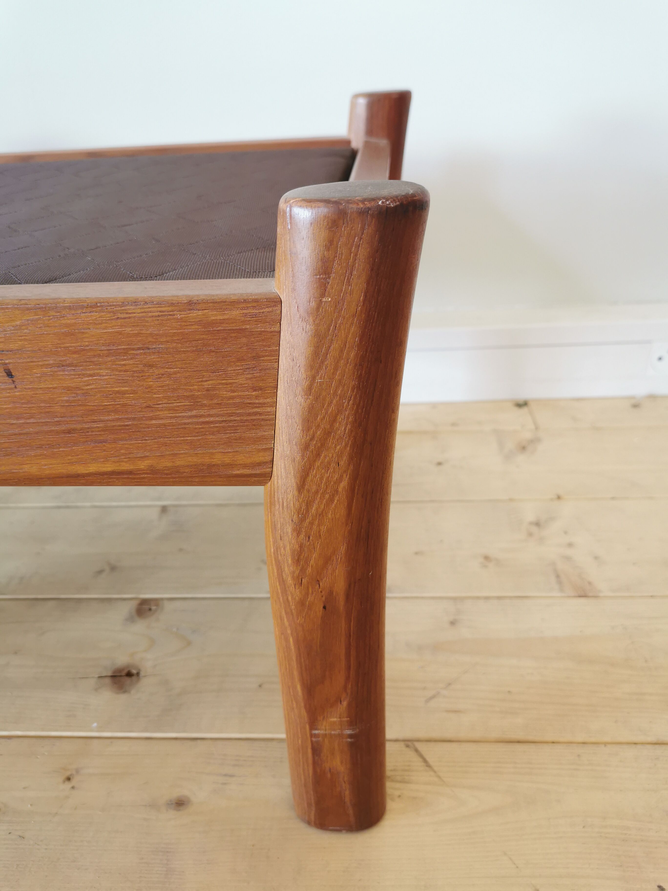 Pair of Dyrlund leather footrest 60s leather