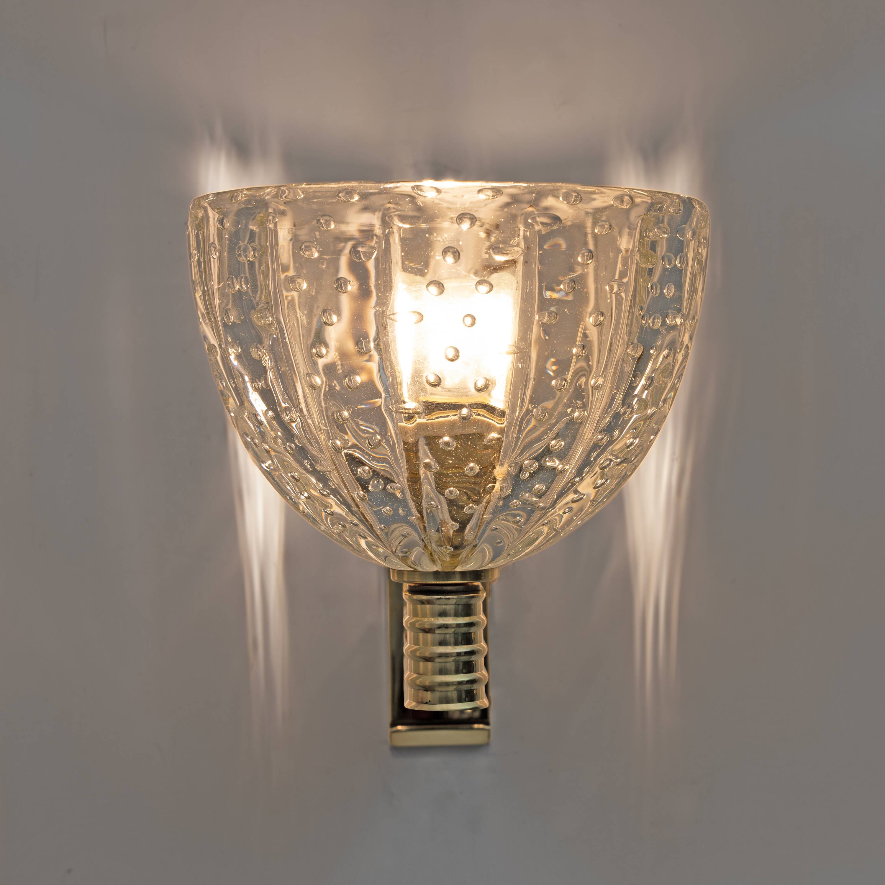 Attributed to Seguso Art Dèco Brass and "Pelugoso" Murano Glass Sconces, Pa