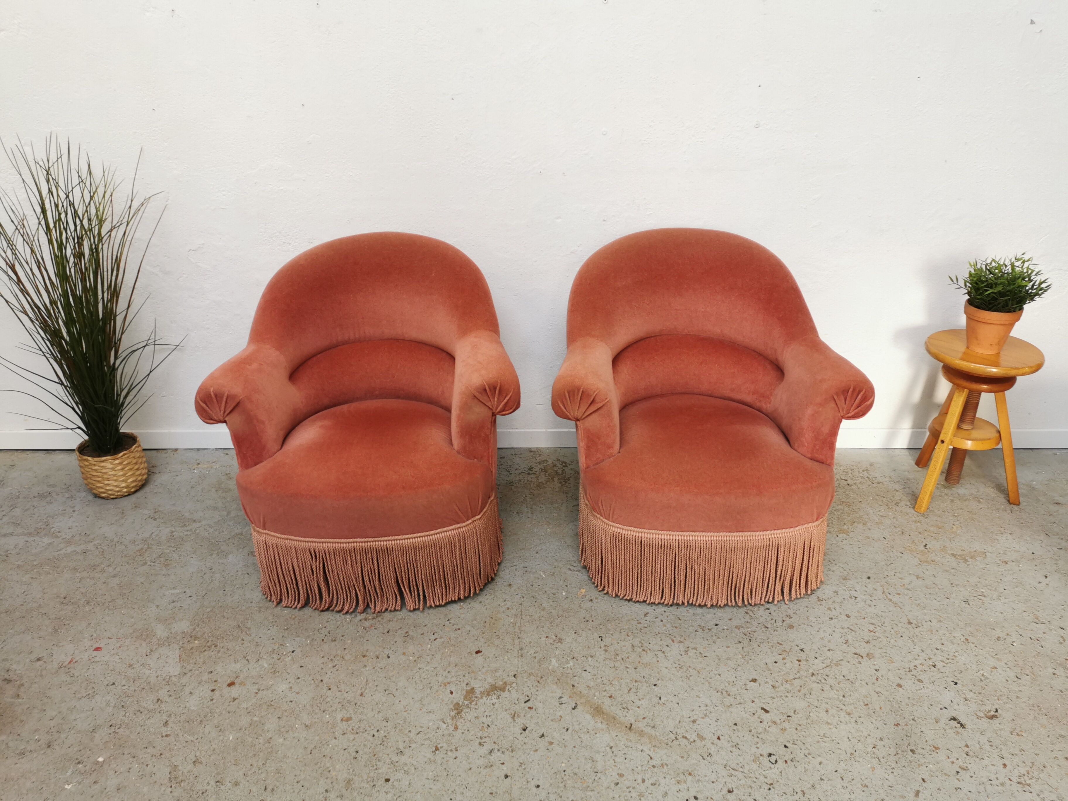 Paire de fauteuils crapaud vintage