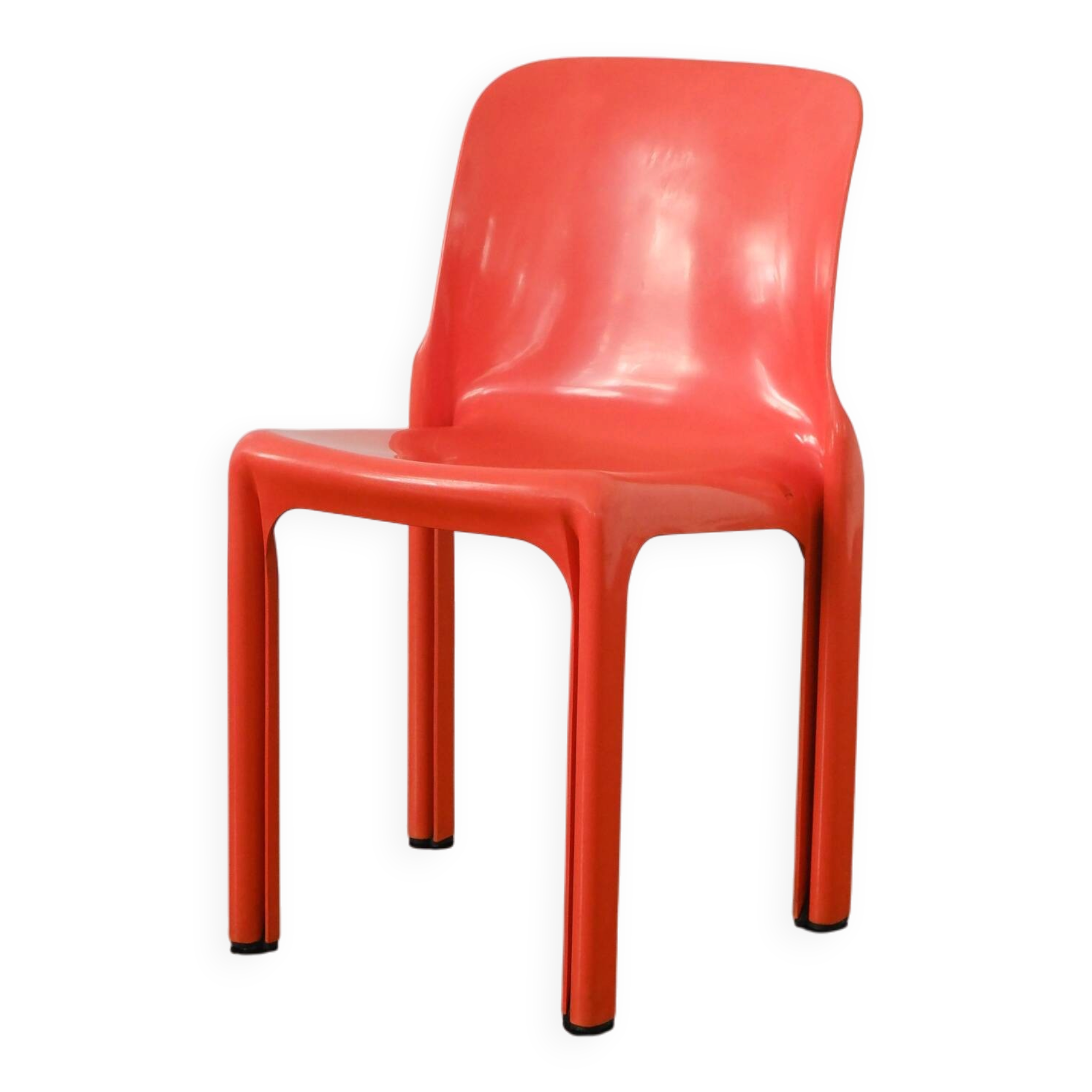 Orange "Selene" chair by Vico Magistretti / Artemide