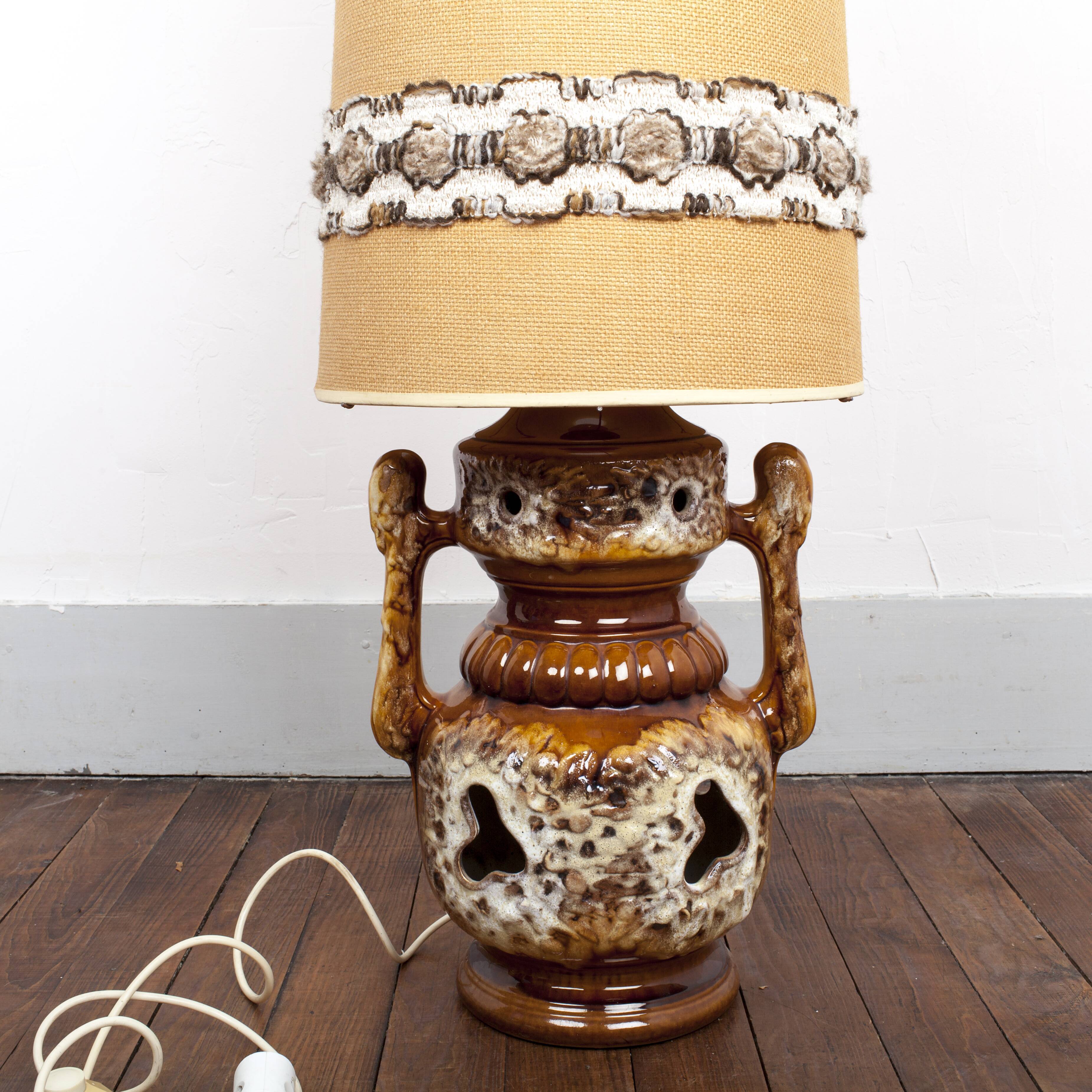 Of the 1970s vintage, foot in ceramic and fabric shade floor lamp