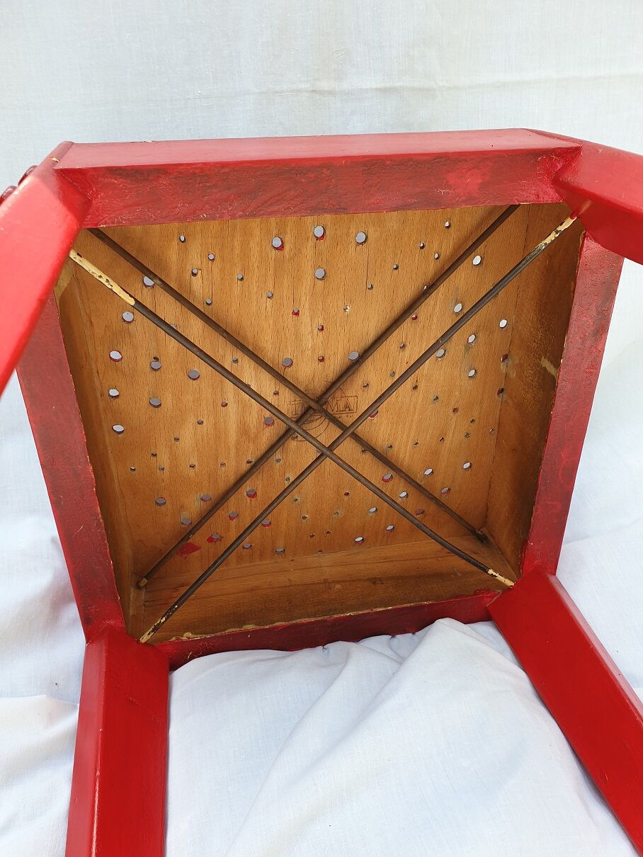 Tabouret bois rouge Luterma