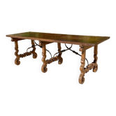 Table Espagnole en Noyer du XVIIe siècle