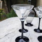 4 cocktail glasses and matching carafe
