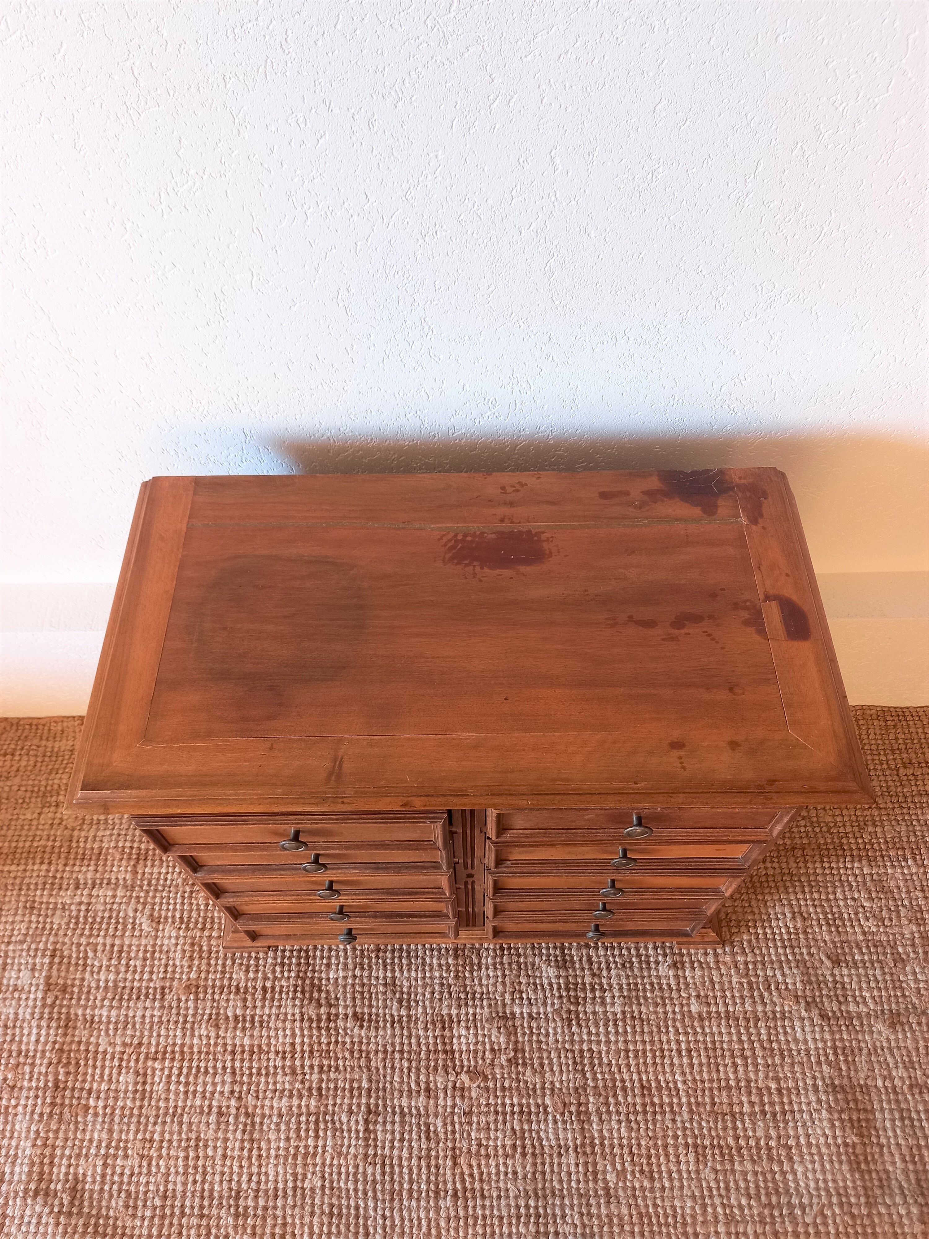 Trade furniture