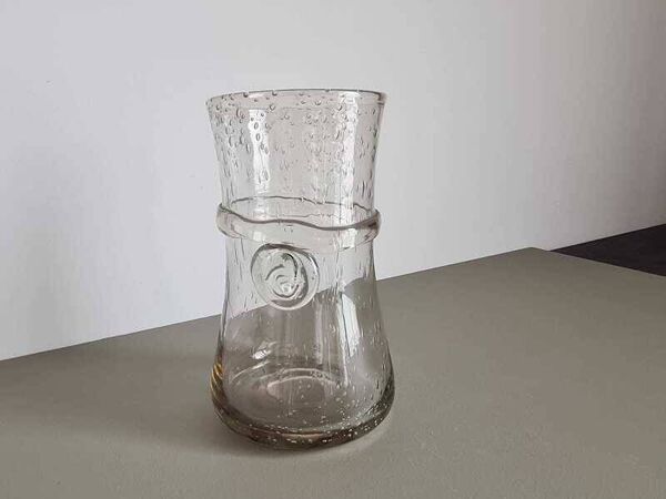 Vase en verre bullé de Biot français   Soufflé à la main vintage