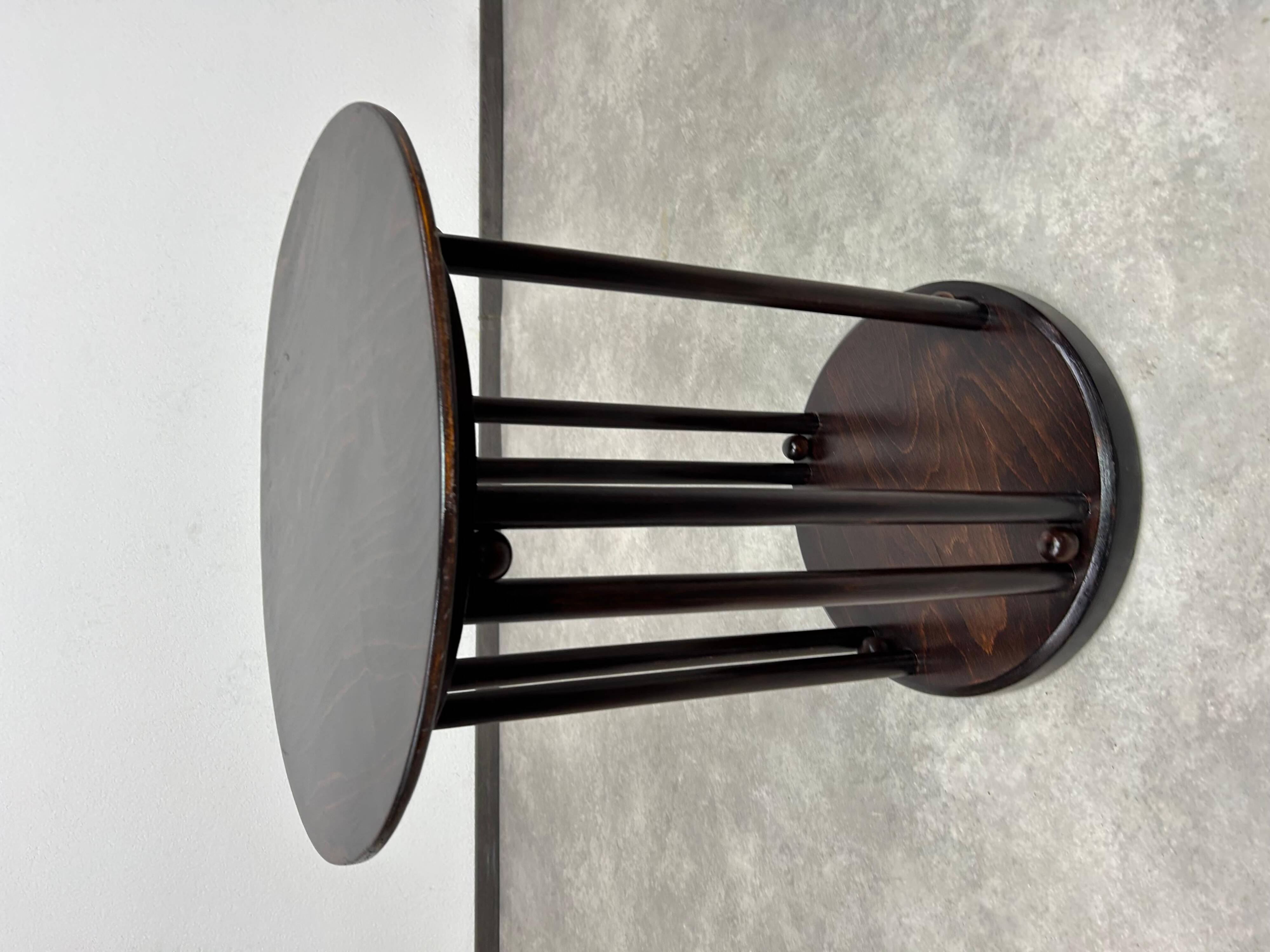 Jugendstil coffee table no. 406 by Josef Hoffmann for Cabaret Fledermaus