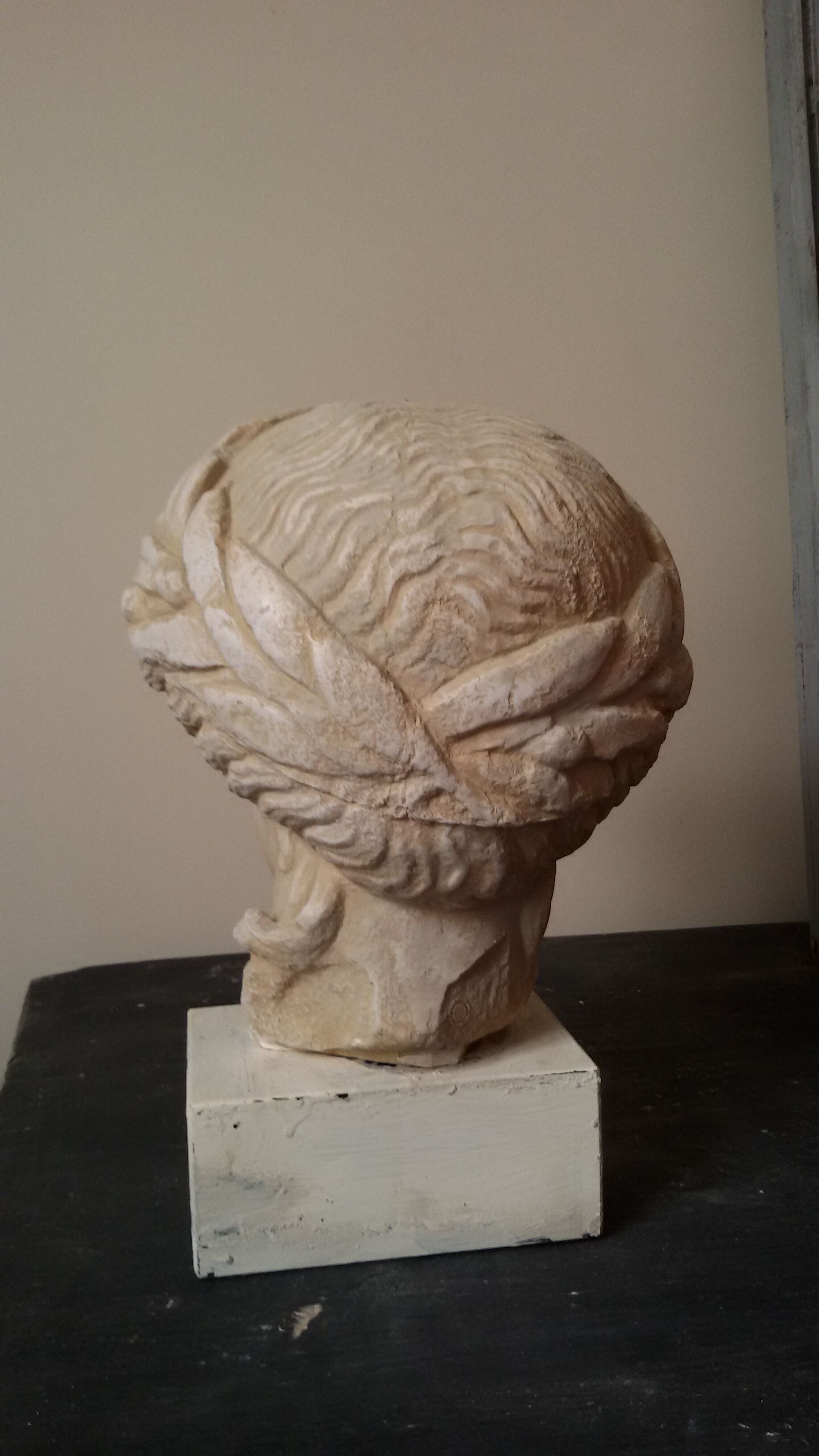 Bust plaster goddess XIX