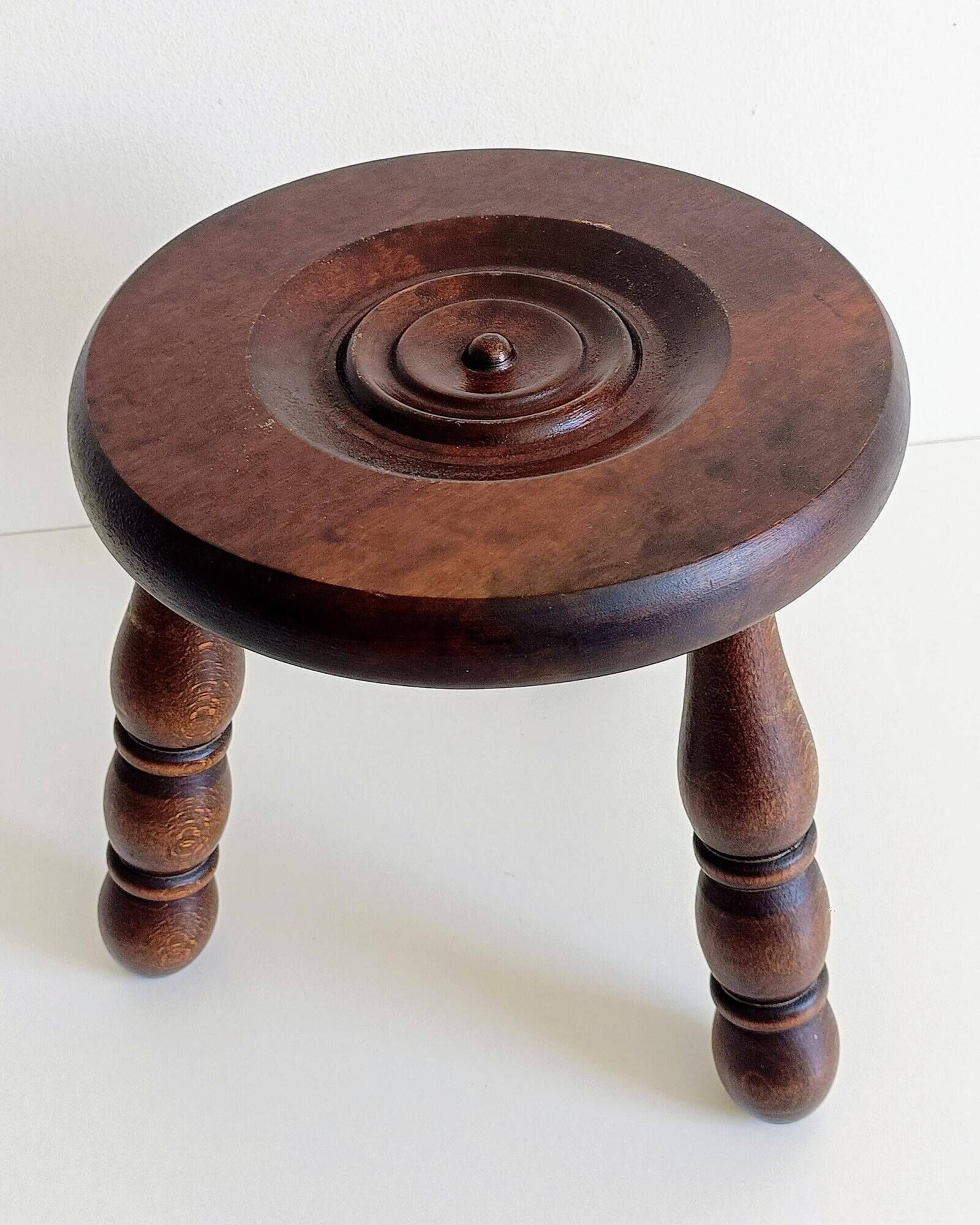 French Art Deco Tripod Stool in Chestnut, Attributed to Dudouyt, 1940s