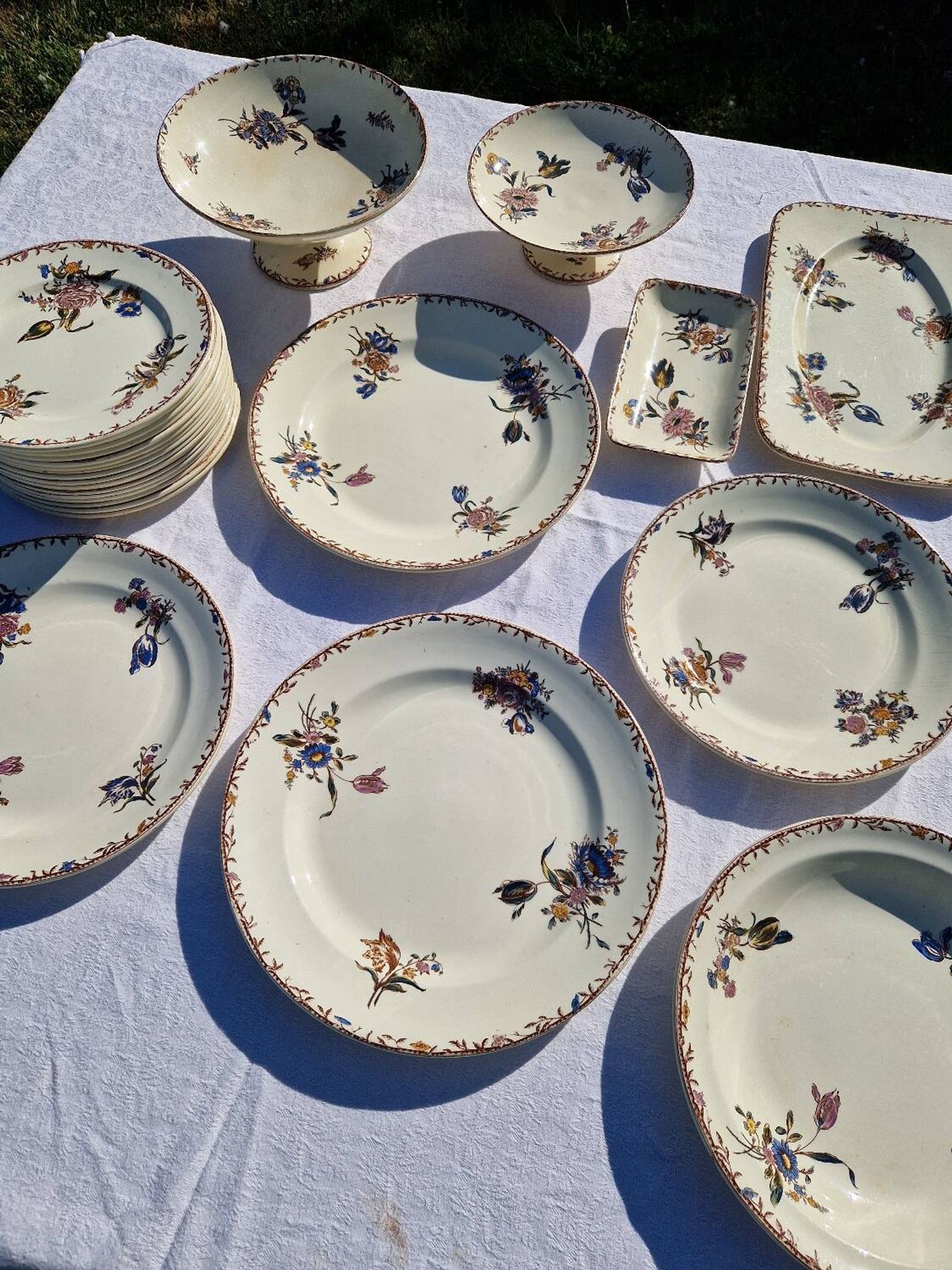 Clairefontaine earthenware plate and fruit bowl set, Saxe model