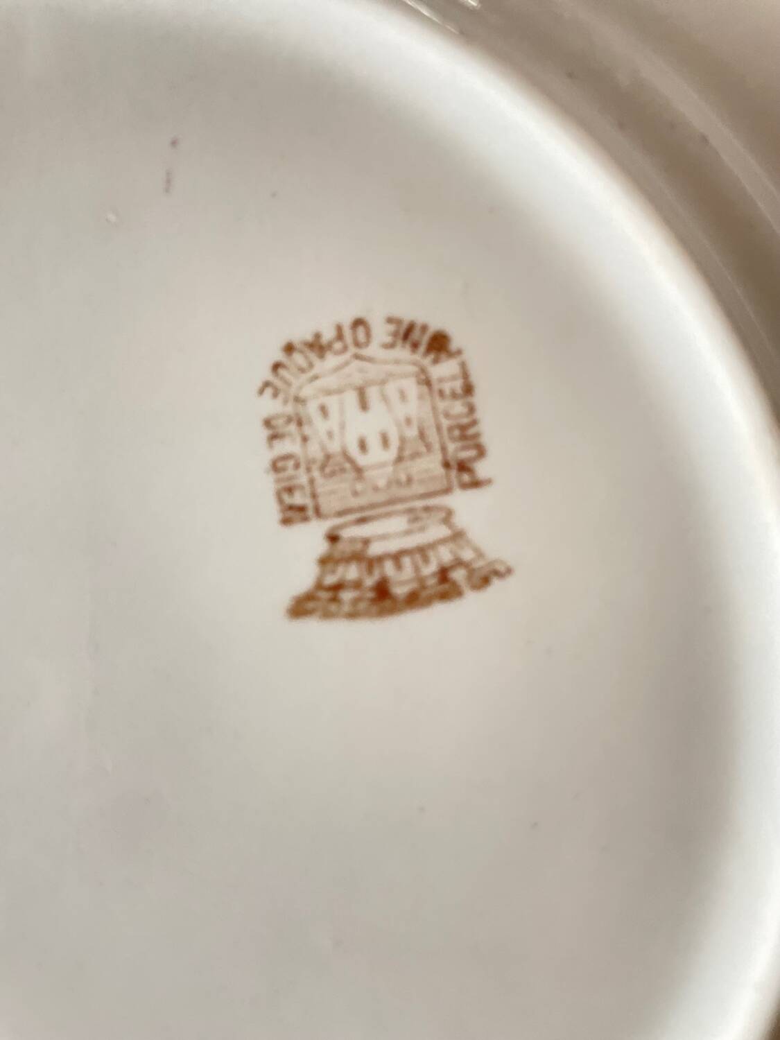 12 Dessert Plates Gien Year 1930 Decor of Roses Green Border