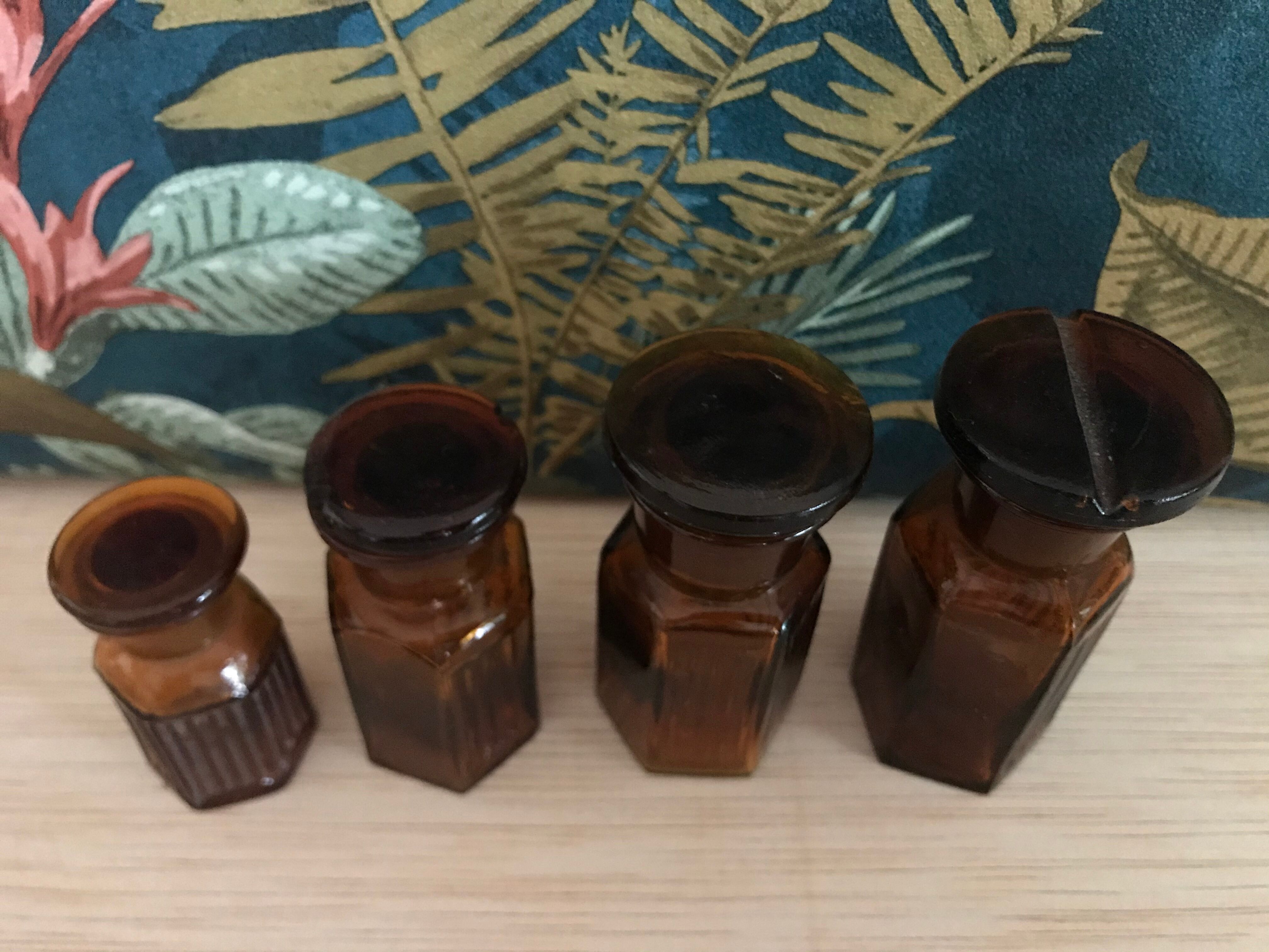 Lot of 4 vials