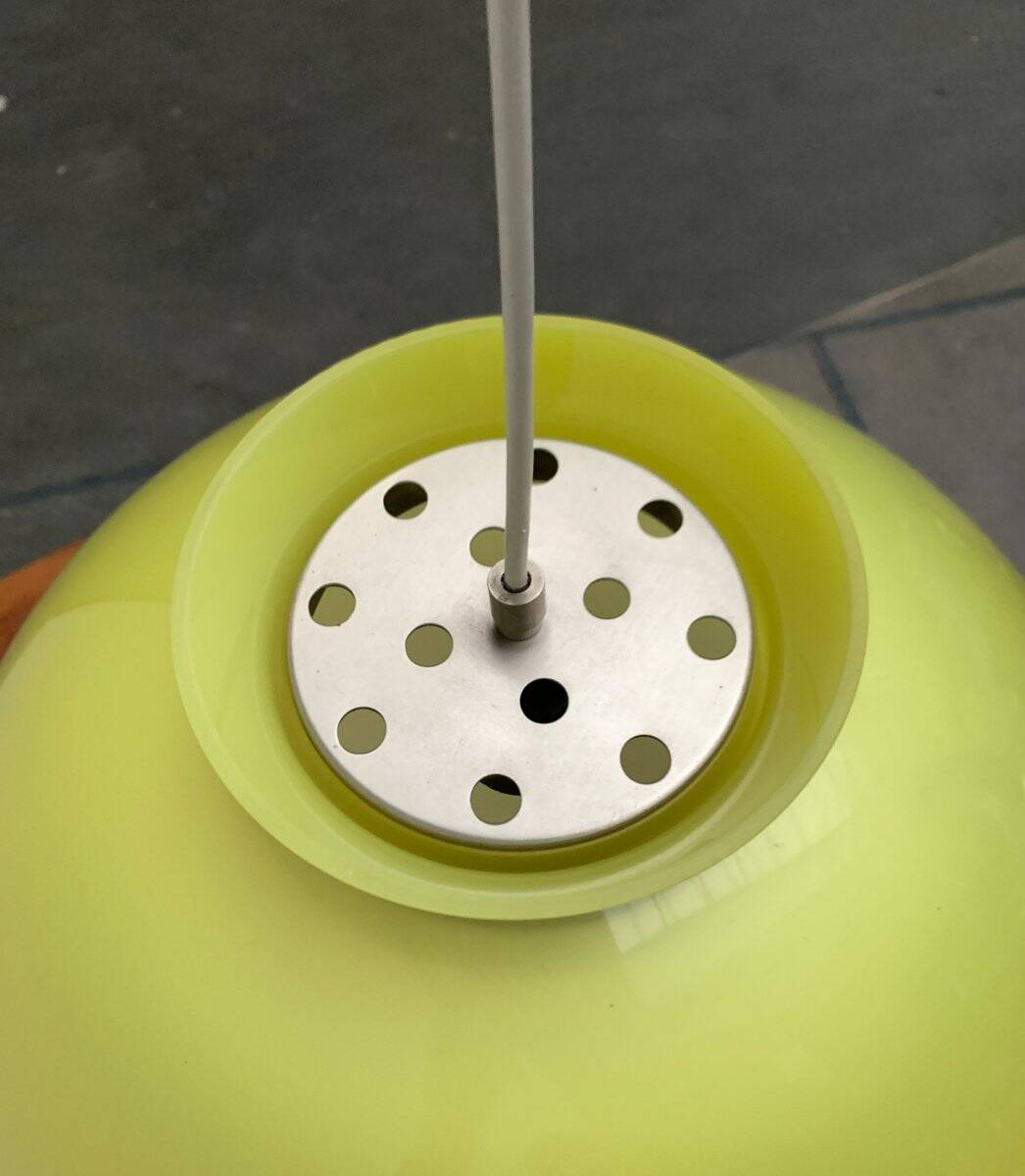 Suspended lamp model KD6 space age from the mid-century by Achille and Pier Giacomo Castiglioni for Kartell, 1960s.