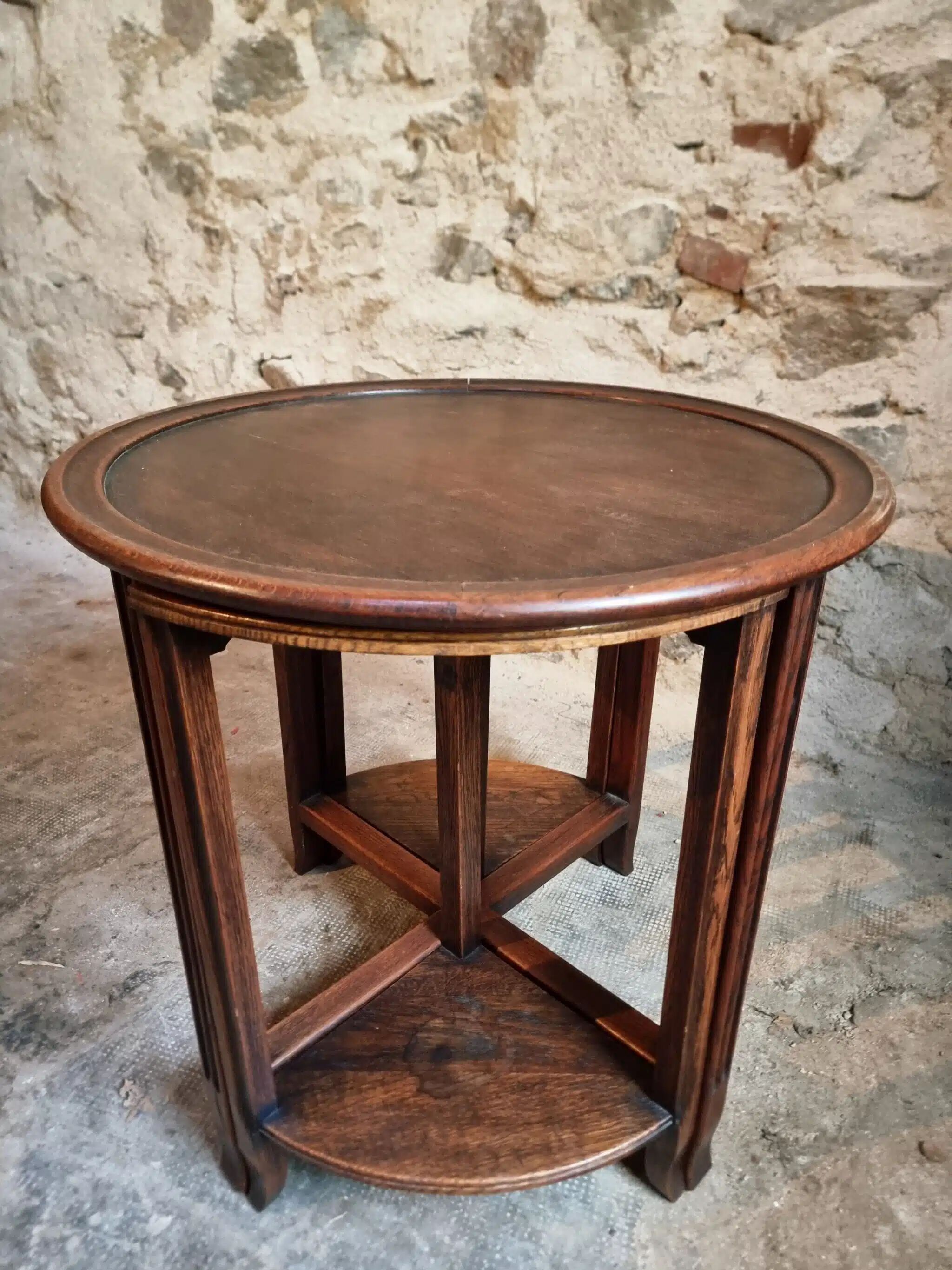Vintage oak nesting tables set, round coffee table from the 1960s with two integrated side tables.