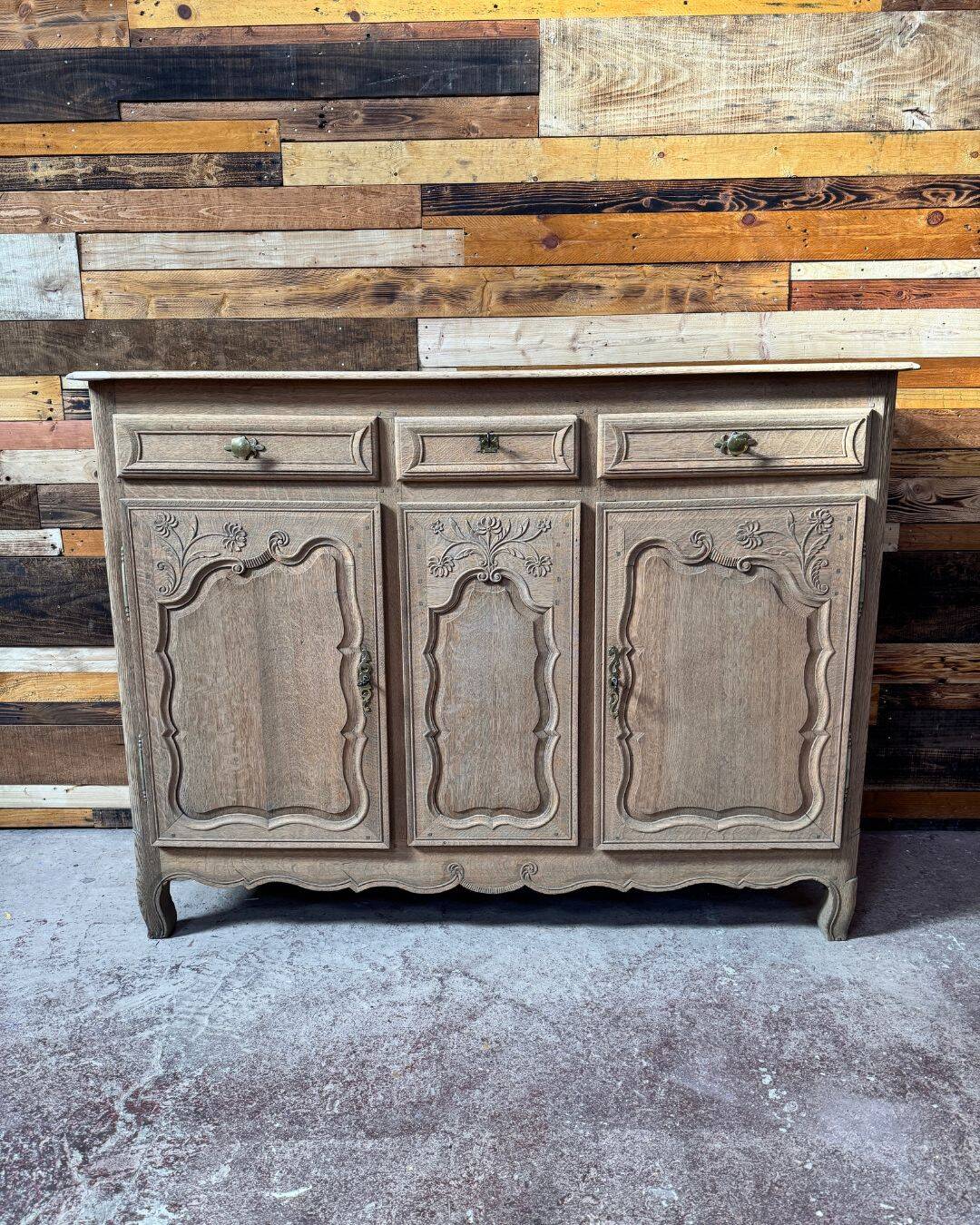 Solid oak buffet - sandblasted - late 18th century